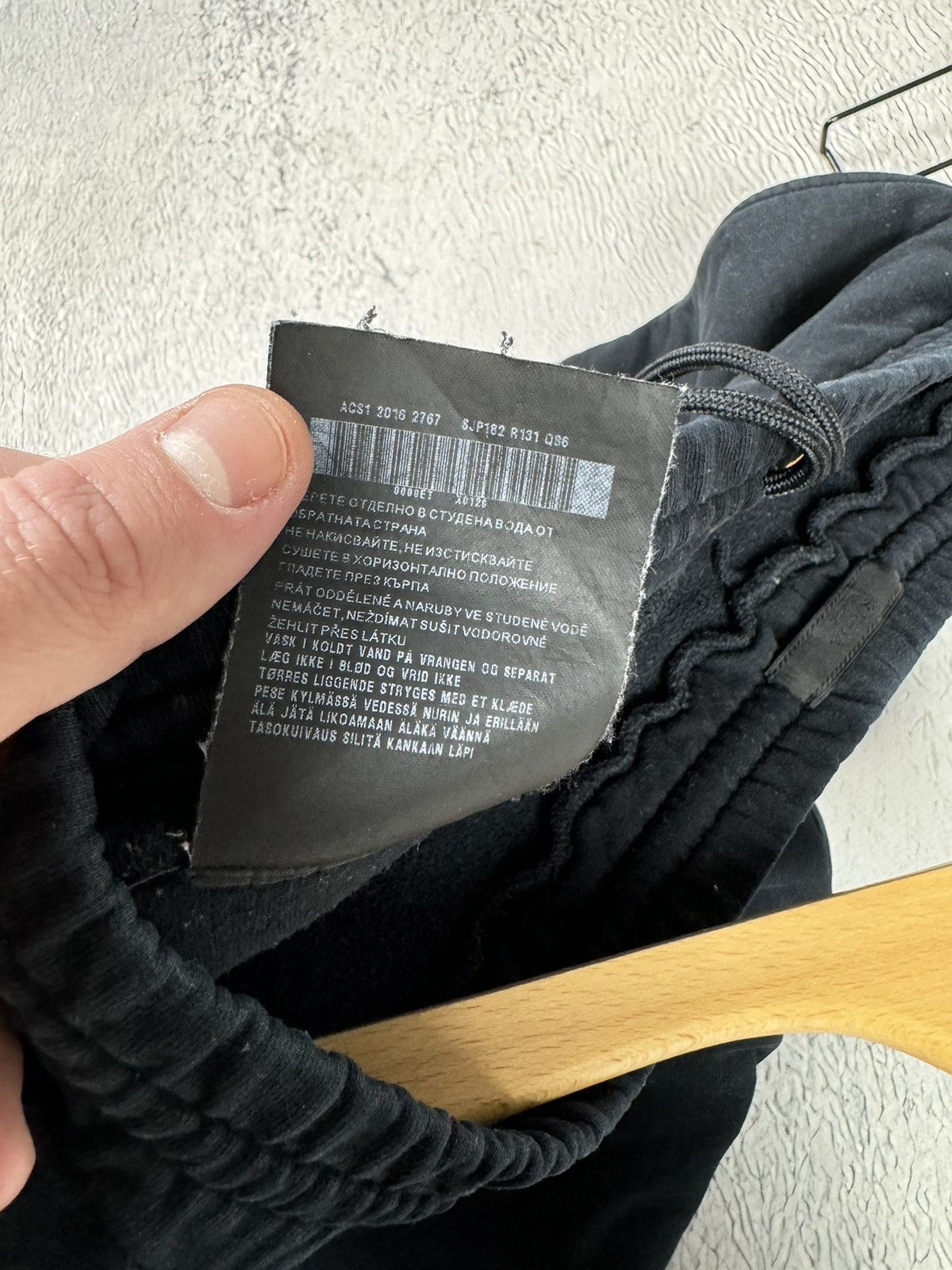 Prada × Vintage PRADA Red tab joggers sweatpants Black oldmoney XS size Size US 30 / EU 46 - 10 Thumbnail