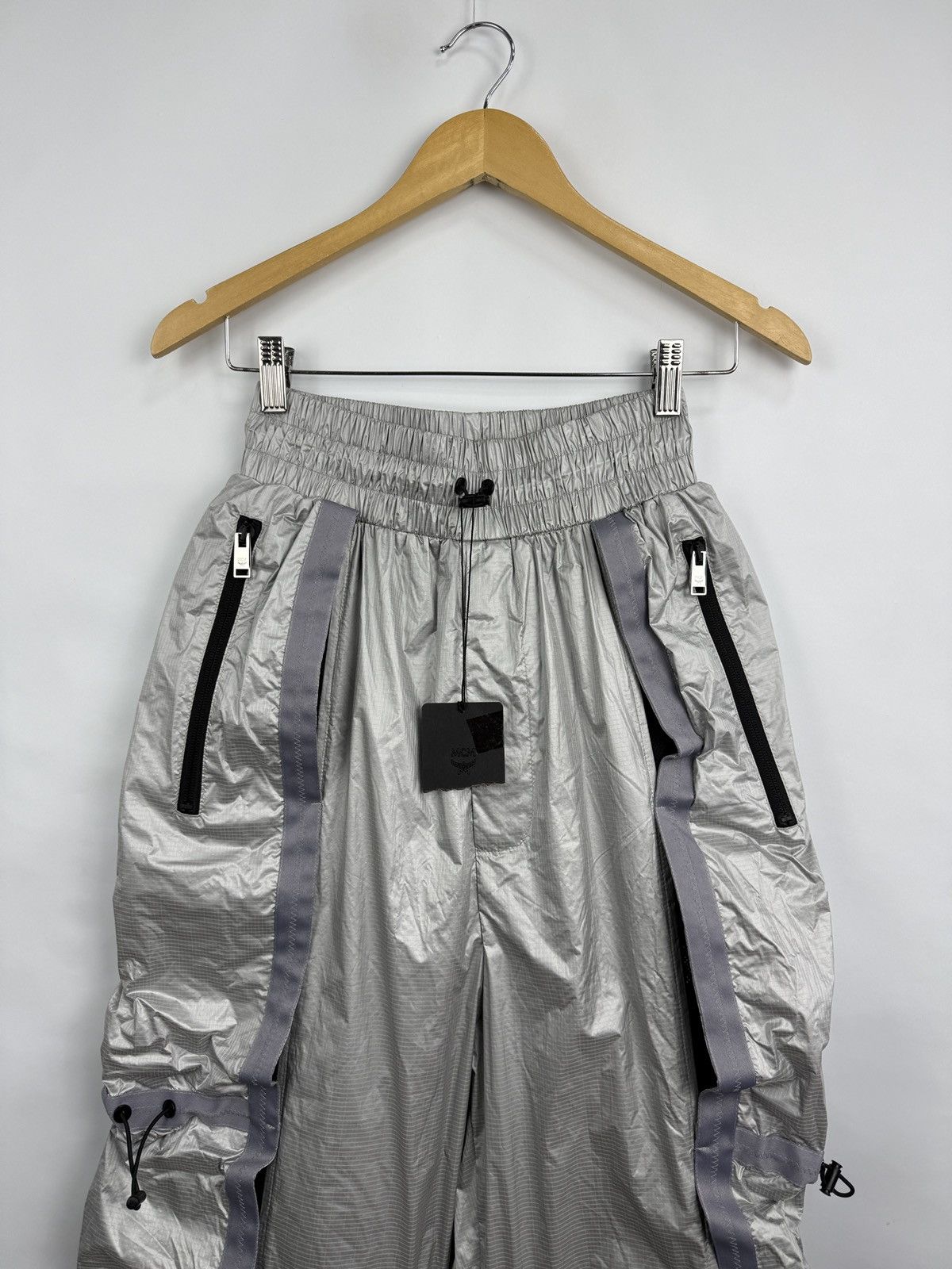 MCM ❗️NEW 🇮🇹 MCM 2/1 Convertible Cargo Pants Shorts Zip Off Unisex Size US 38 / EU 54 - 7 Thumbnail