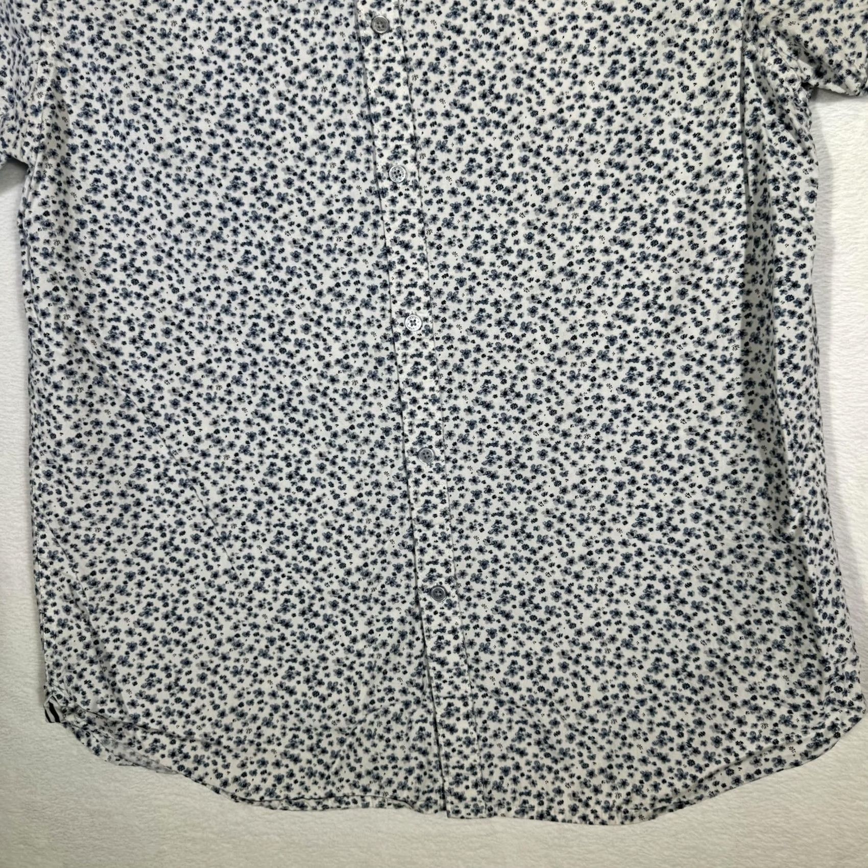 Denime Denim & Flower Shirt Mens Medium Blue White Floral Button-Down Short Sleeve Casual Summer Shirt Size US M / EU 48-50 / 2 - 3 Thumbnail