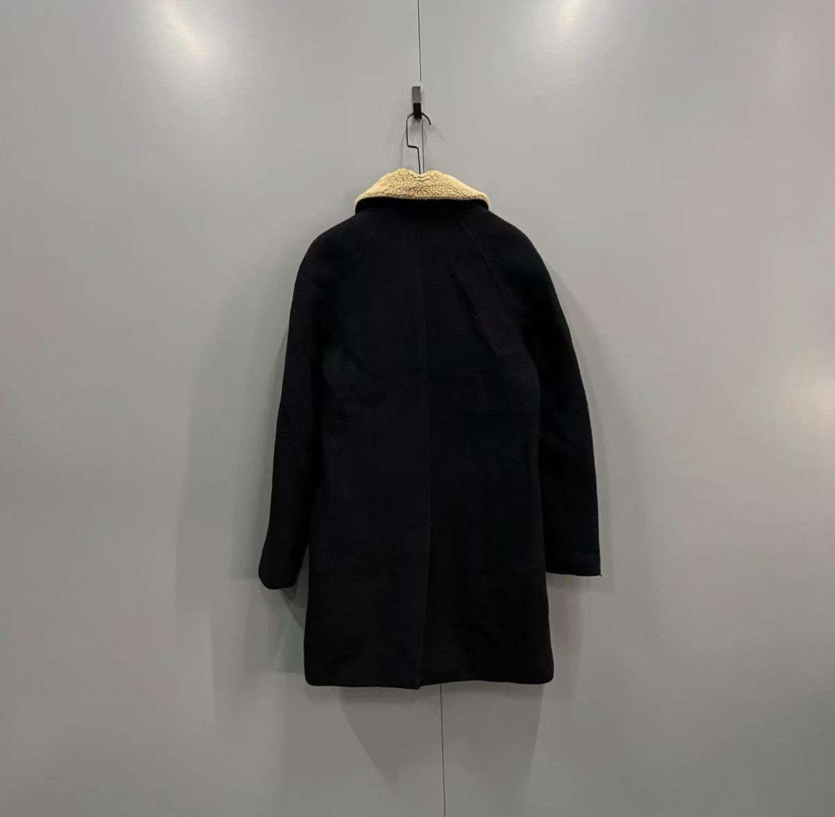 MSGM MSGM Black Shearling Collar Coat J41 Size M / US 6-8 / IT 42-44 - 2 Thumbnail