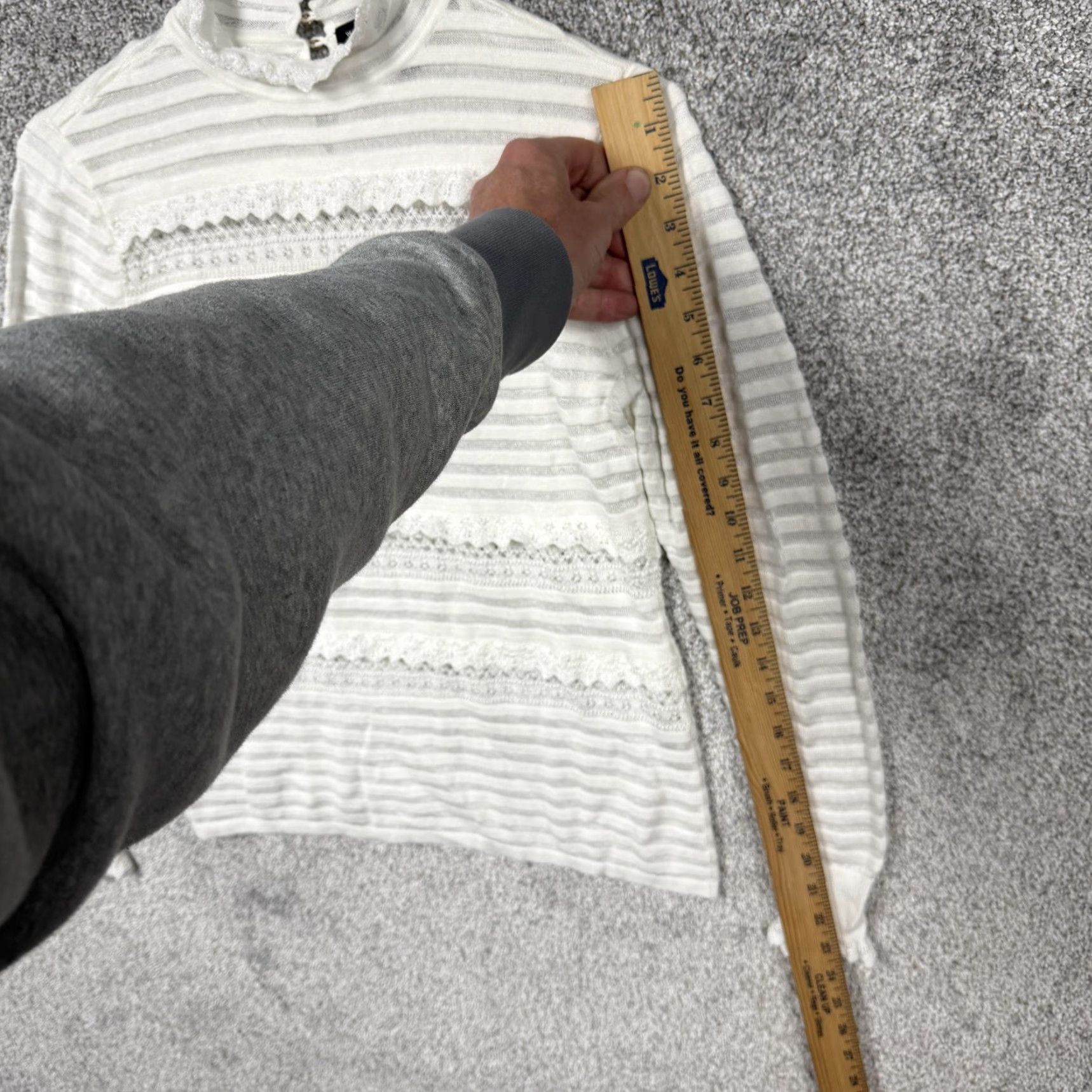White House Black Market White House Black Market Sweater Womens Small White Pullover Mock Neck Ruffle Knit Lace Striped Light Weight Size S / US 4 / IT 40 - 4 Thumbnail