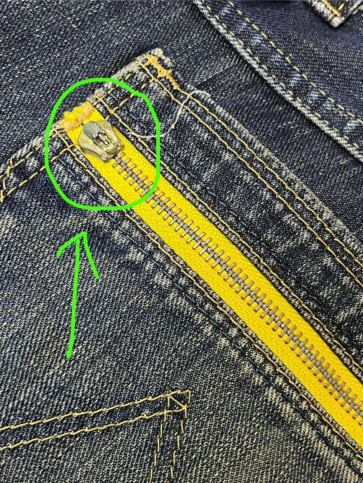 Wrangler Vintage 90s Japanese WRANGLER double waist distressed jeans Size US 34 / EU 50 - 6 Thumbnail