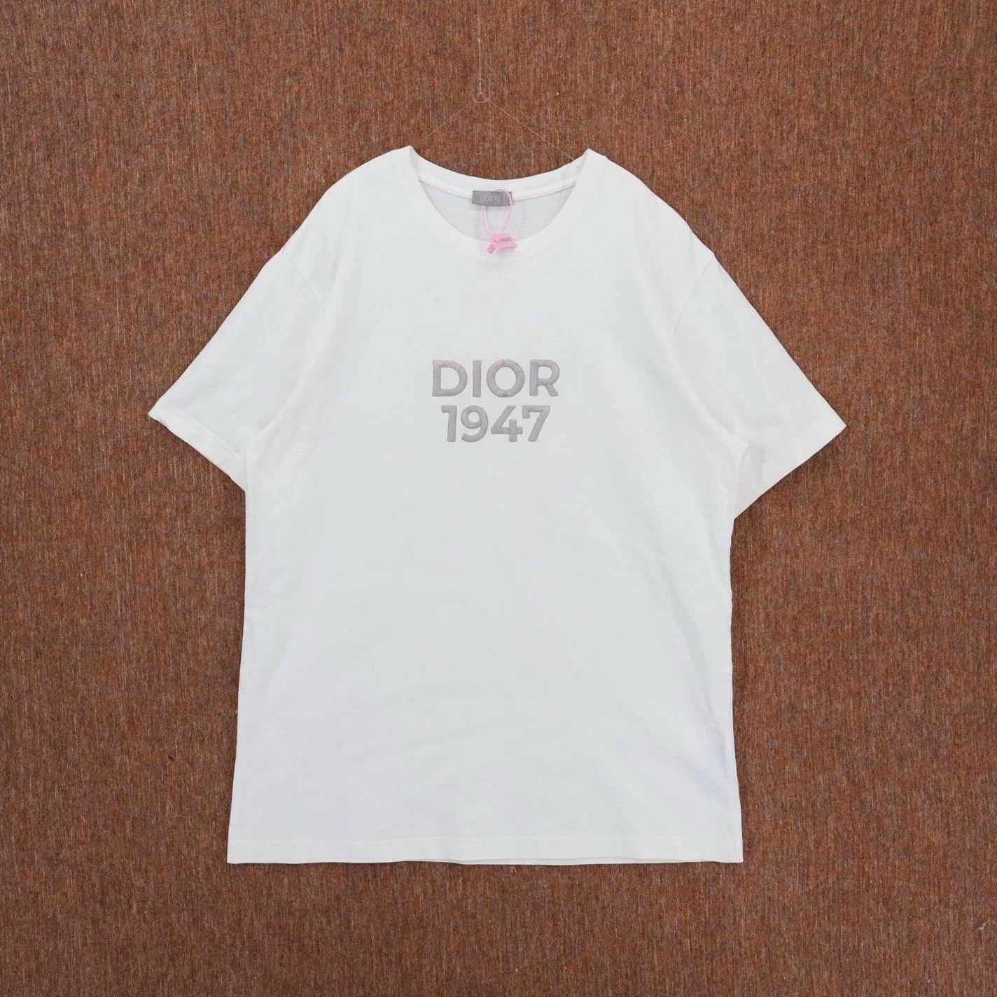 Dior DIOR 1947 Embroidered White Crewneck T-shirt Size US XL / EU 56 / 4 - 1 Thumbnail
