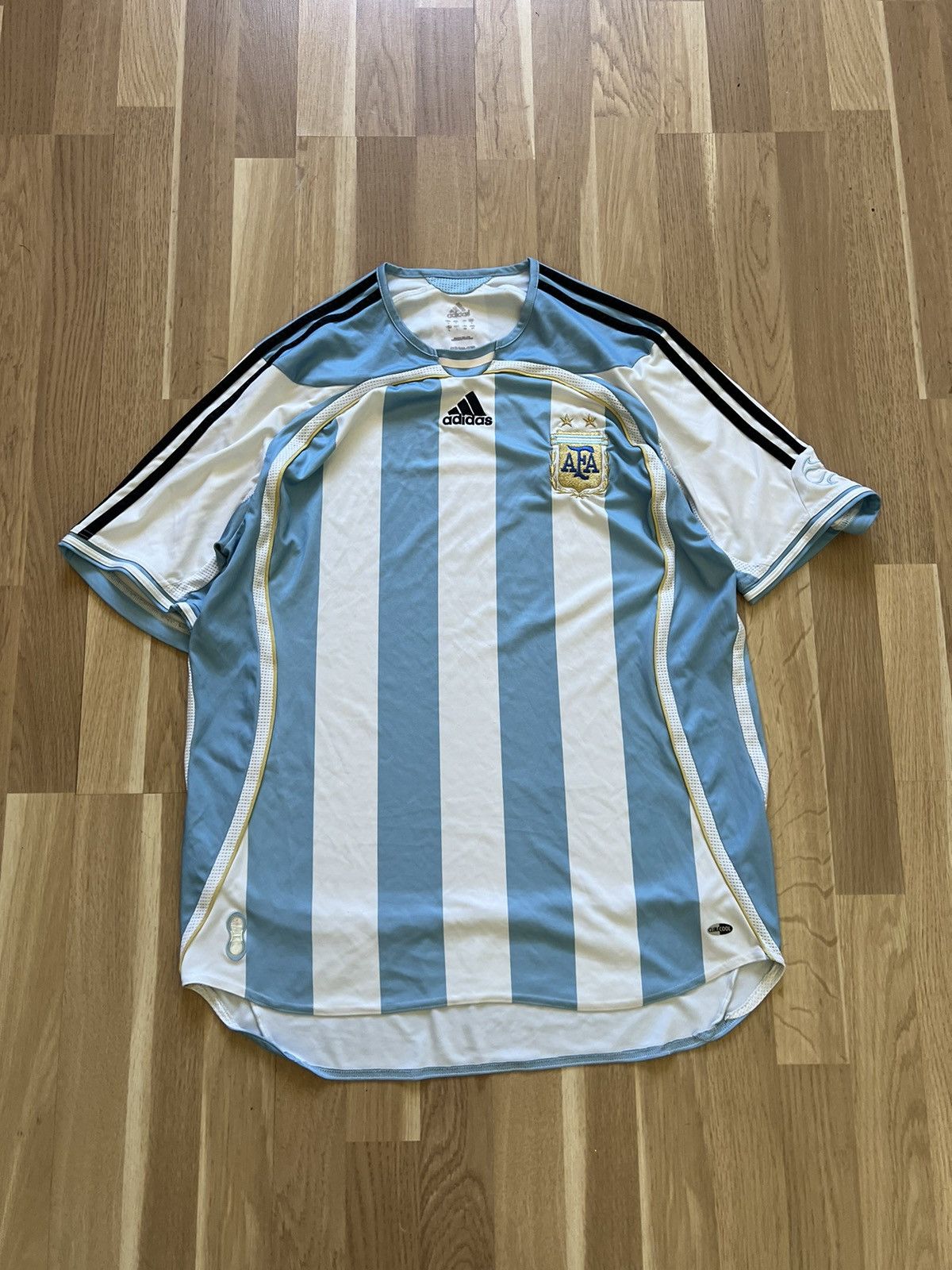 Adidas × Vintage Vintage Argentina soccer football jersey 2005 adidas Size US L / EU 52-54 / 3 - 1 Thumbnail
