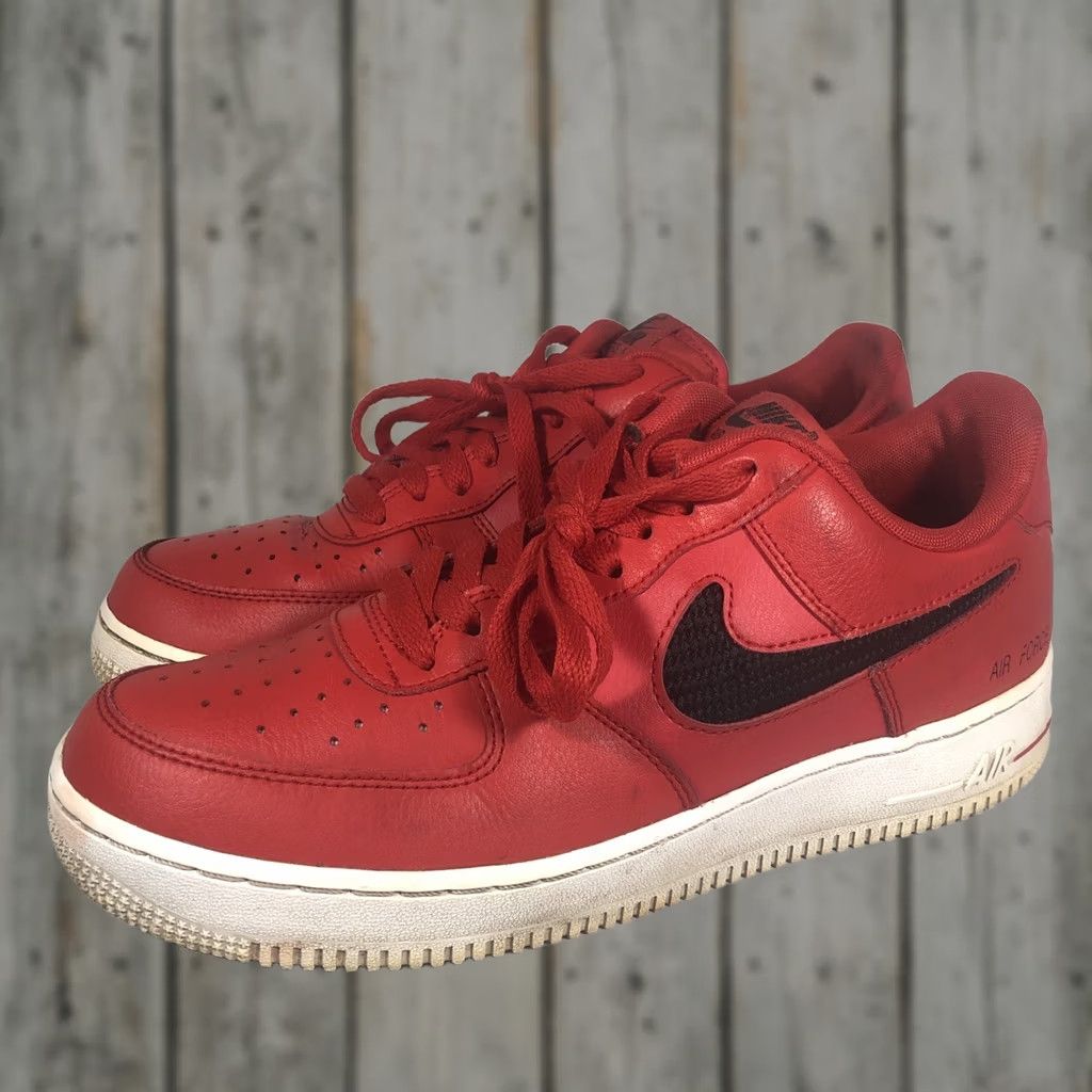 Nike Nike Air Force 1 '07 LV8 Cut Out Swoosh Red Bred CZ7377-600 Men's Sz 8 RARE Size US 7 / EU 40 - 1 Thumbnail