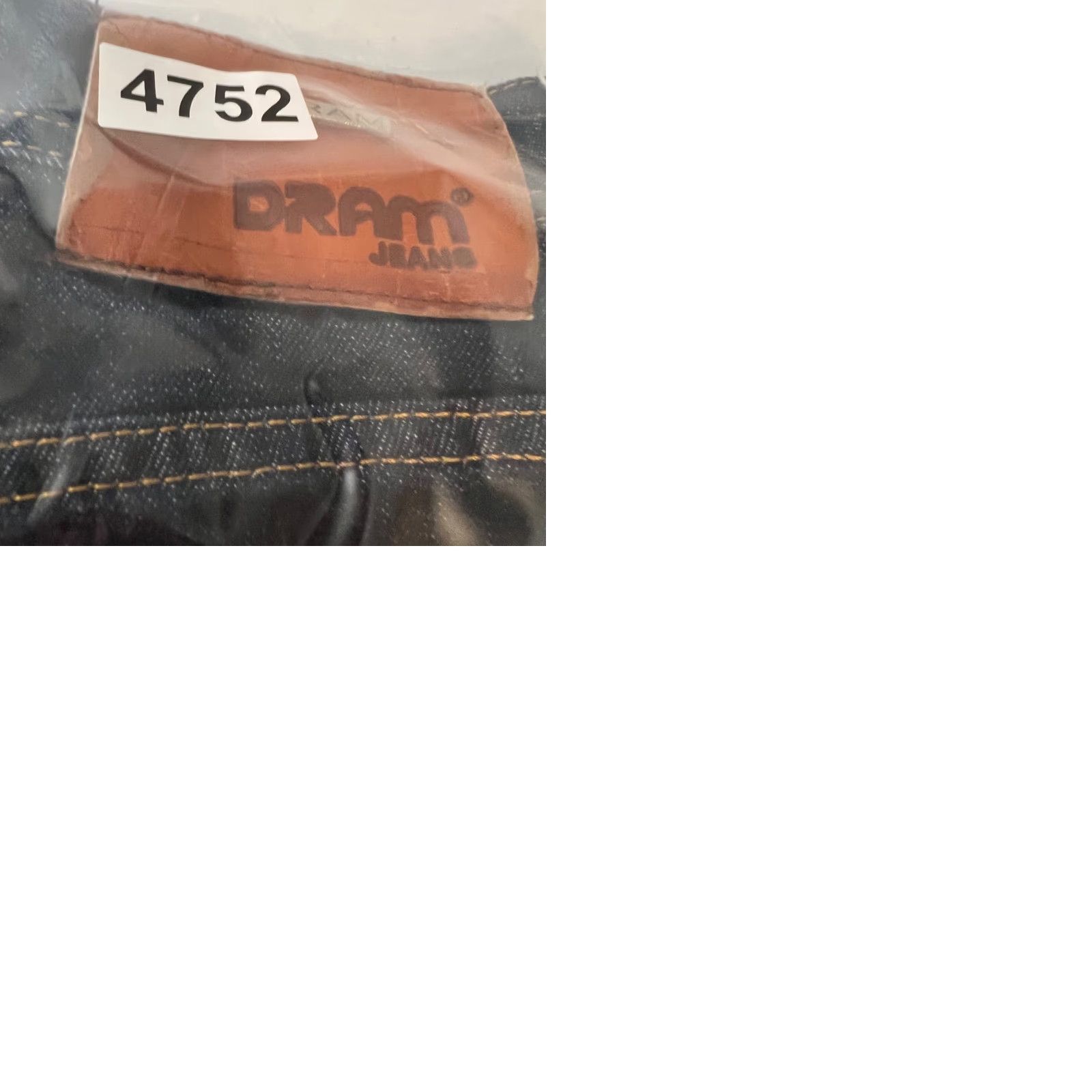 Denime DRAM Jeans Bermuda Denim Shorts 31 Mens 100% Cotton Baggy Blue Pocket 5-Pocket Inseam 12in Mid Rise Summer Vintage Mens Size US 31 - 9 Thumbnail