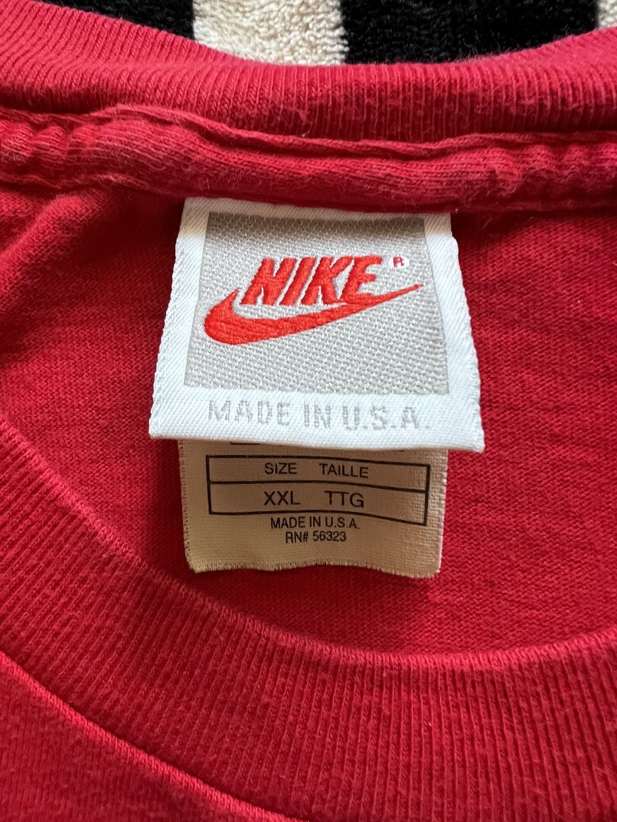 Jordan Brand × Nike × Vintage Nike Jordan t-shirt vintage 90’s big logo made in USA Size US XXL / EU 58 / 5 - 4 Thumbnail