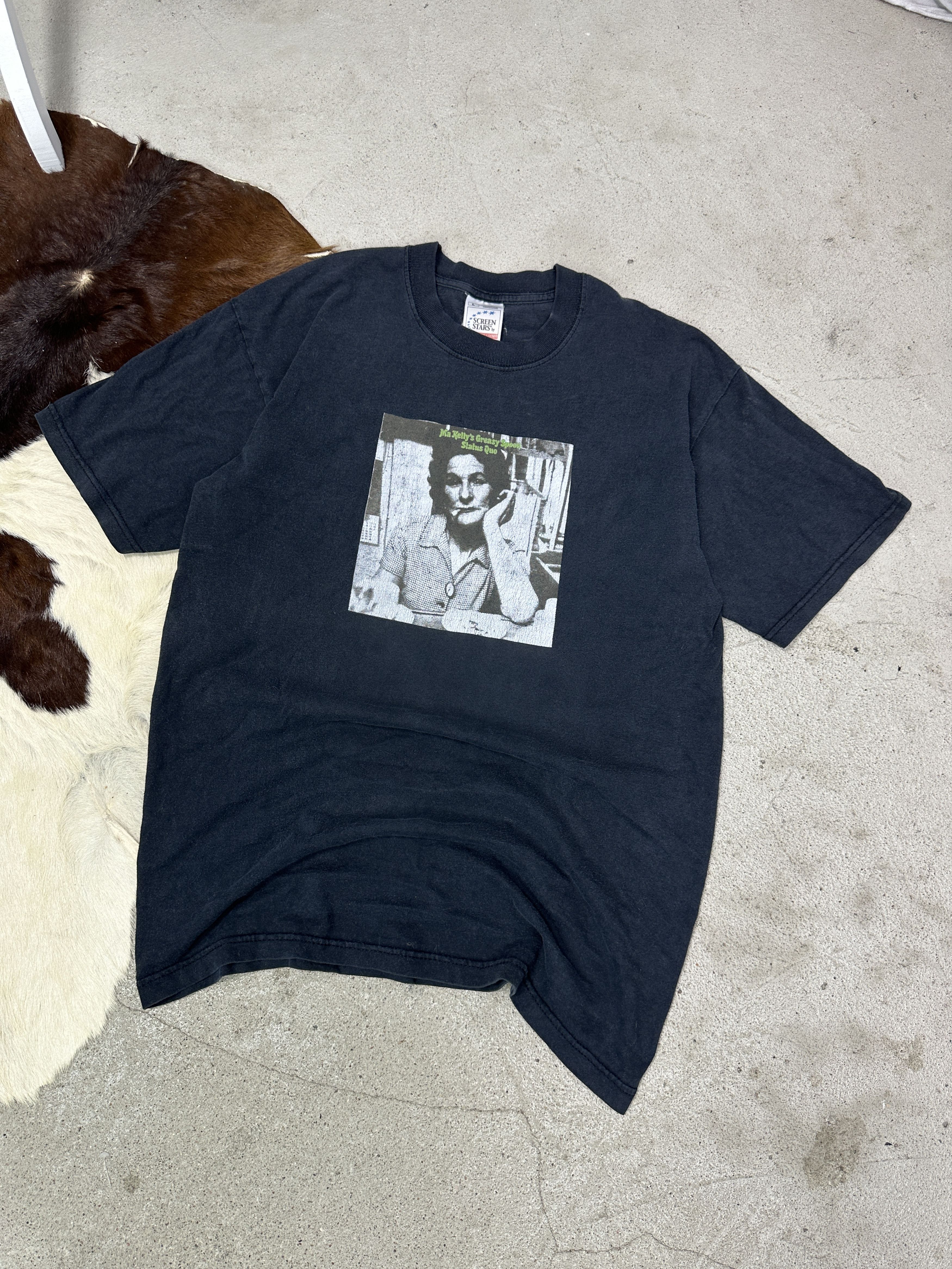 Vintage Vintage Status Quo Ma Kelly’s Grasy Spoon T-shirt Y2K Size US L / EU 52-54 / 3 - 3 Thumbnail