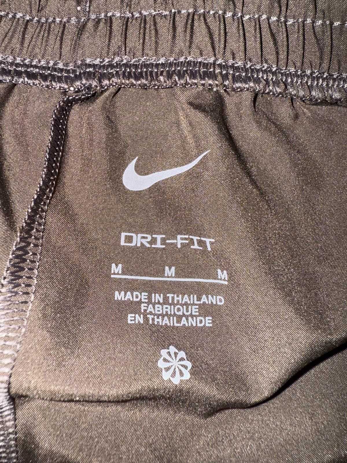 Nike Nike Big Kid’s (Boy’s) Dri-FIT Multi Woven Shorts Sample Size US 26 / EU 42 - 2 Thumbnail