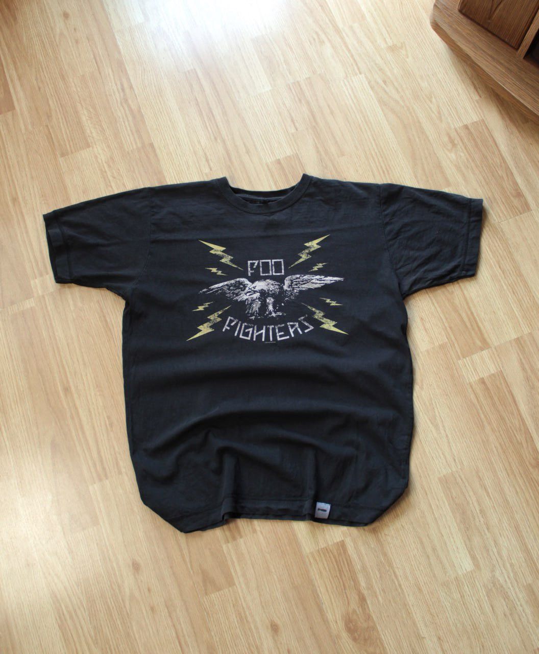 Band Tees 🔥 Vintage Y2K 2008 Foo Fighters Eagle T-Shirt Rock Tour Size US L / EU 52-54 / 3 - 1 Thumbnail