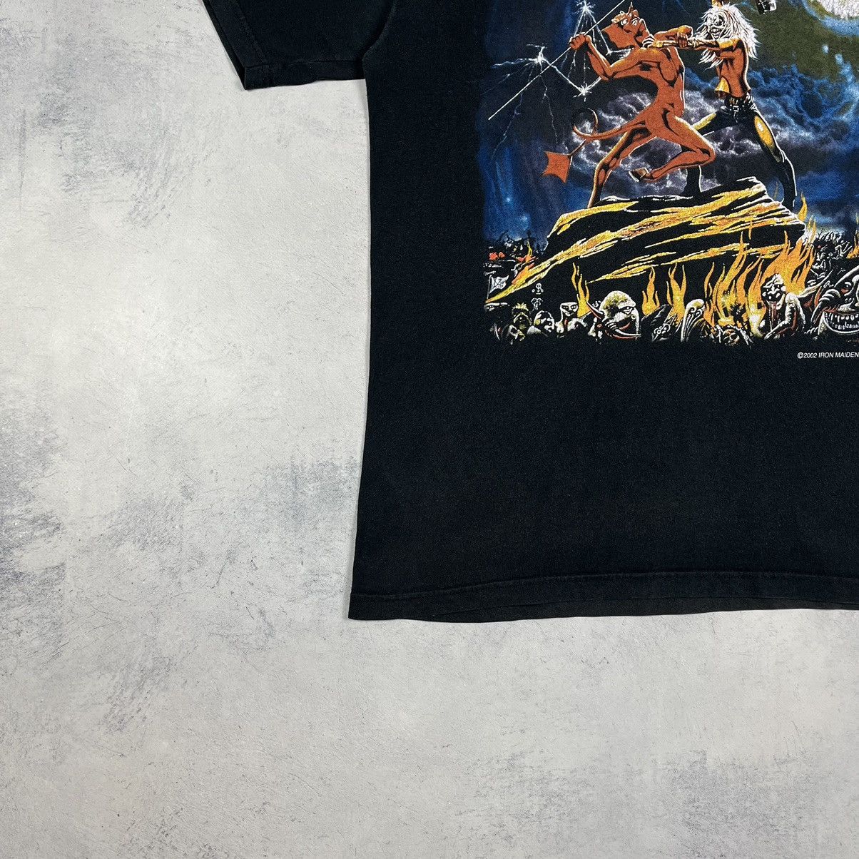 Band Tees Vintage Iron Maiden Tour rock band T shirt 2002 Size US L / EU 52-54 / 3 - 4 Thumbnail