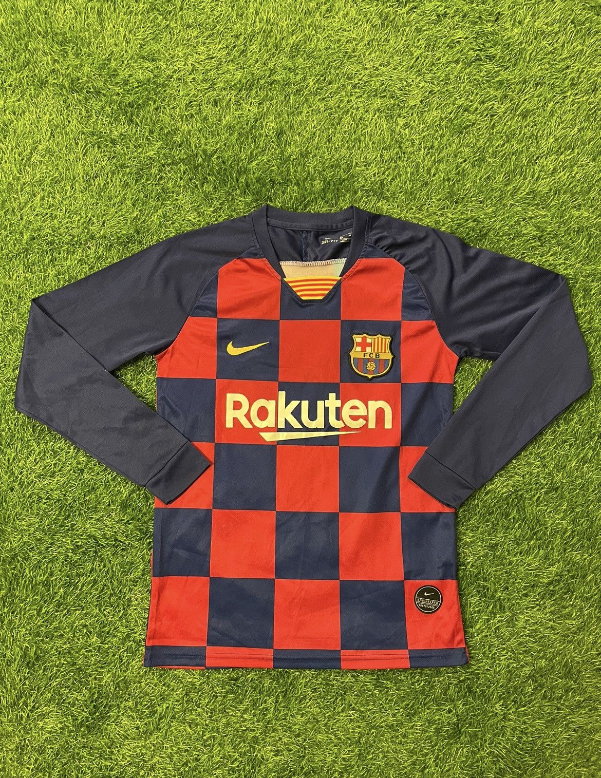 Other Nike Fcb Barcelona Leo Messi Jersey Size Medium Size US M / EU 48-50 / 2 - 1 Thumbnail