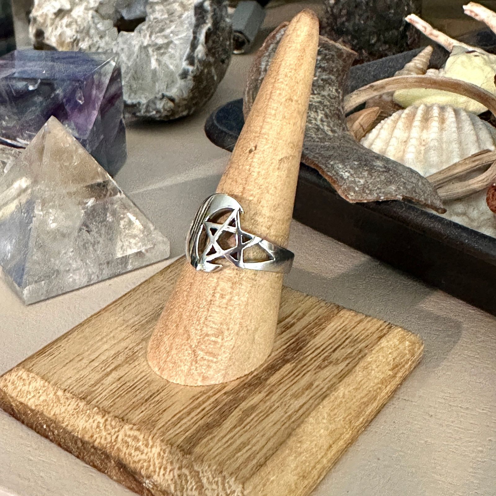 The Unbranded Brand Moon & Star Sterling Silver Ring Size ONE SIZE - 4 Thumbnail