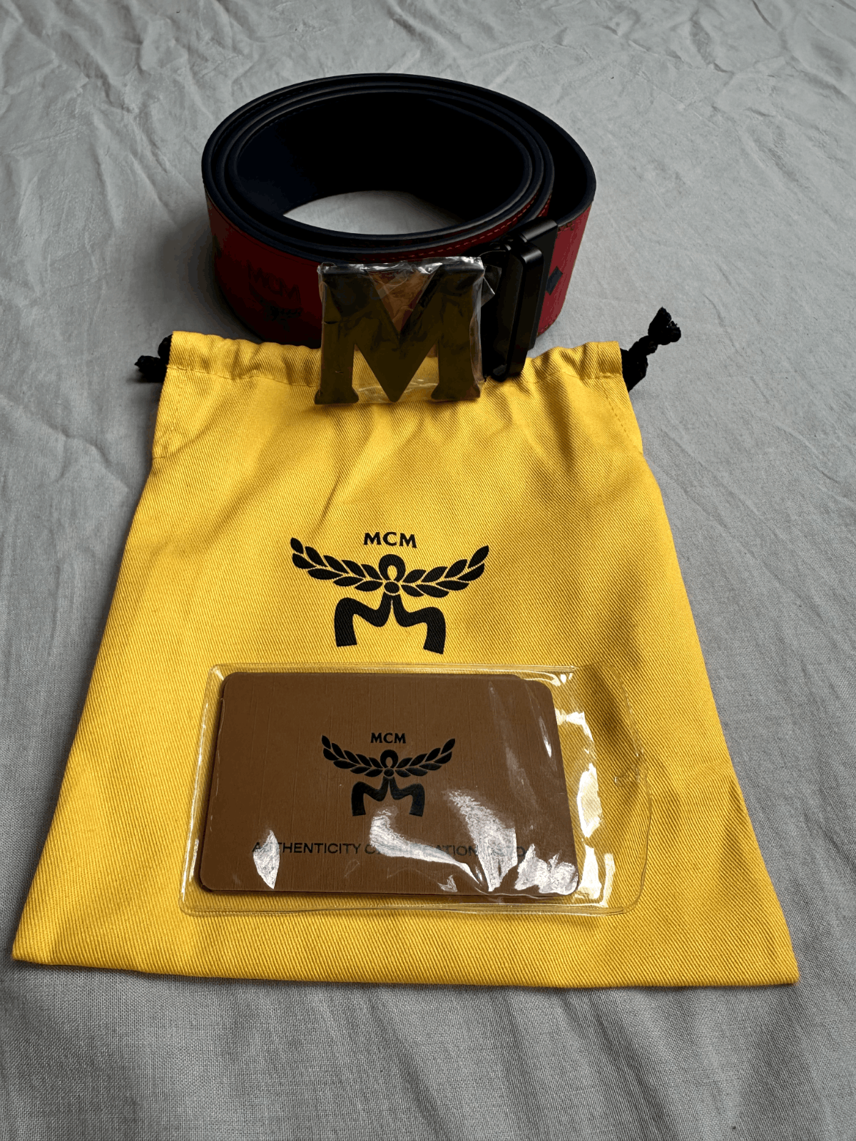 MCM MCM NEW Package Candy Red Aren Messanger Bag and Clause Bel Size ONE SIZE - 9 Thumbnail