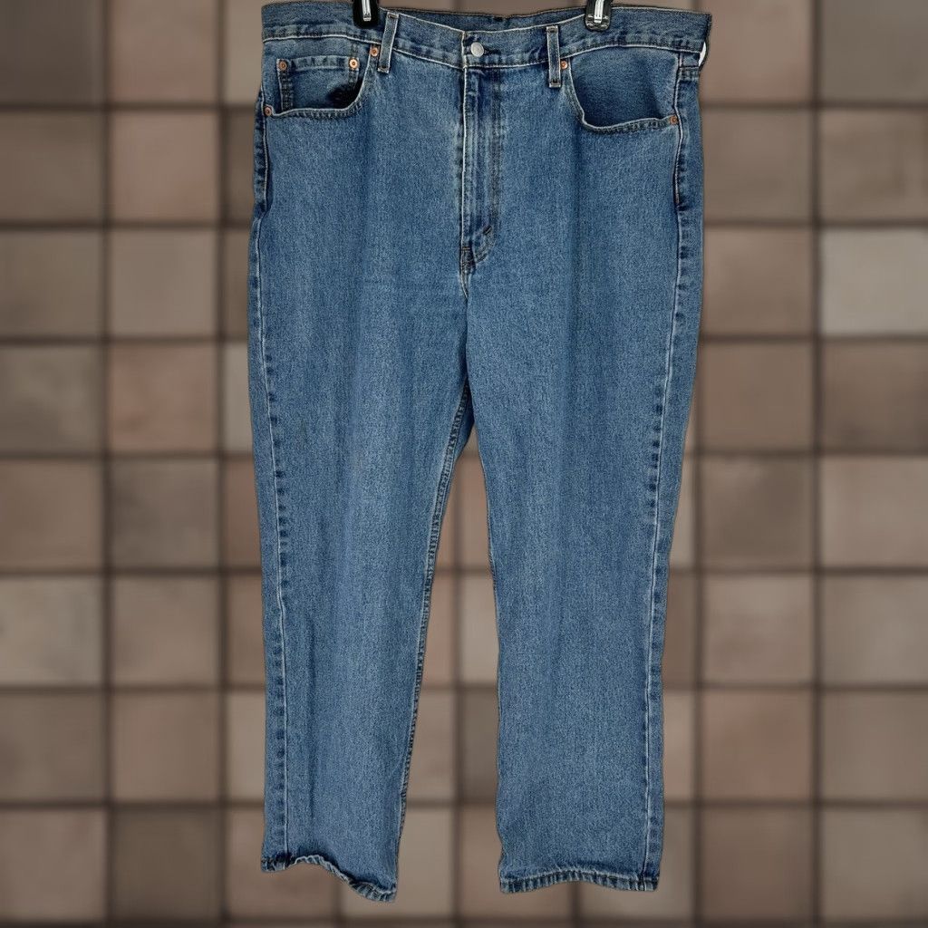Levi's VINTAGE Levi's 550 Jeans Mens 40x30 Blue Light Wash Relaxed Fit Tapered 5-Pocket Denim Cotton Zip Closure Mens Size US 40 / EU 56 - 1 Thumbnail