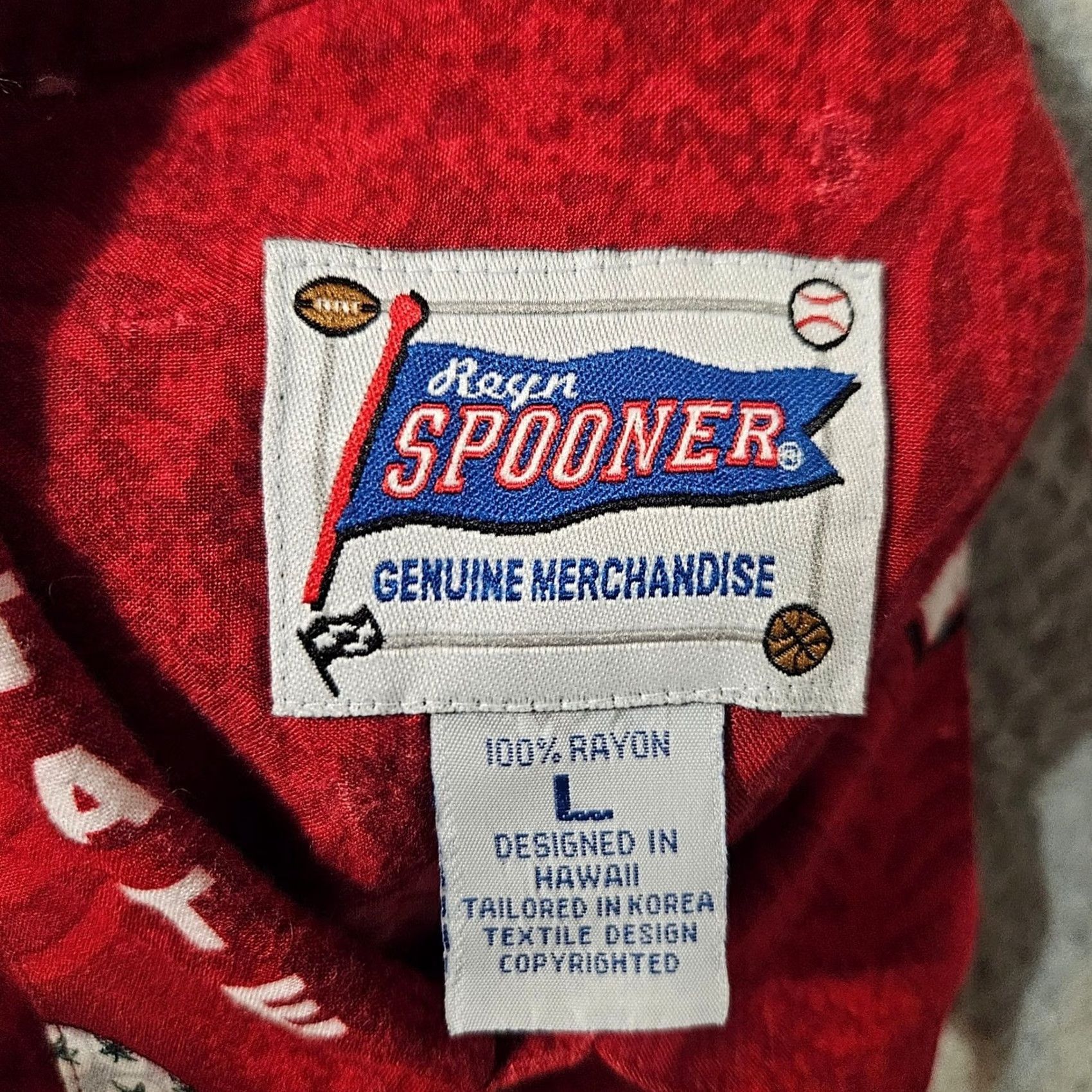 Reyn Spooner VINTAGE Reyn Spooner Ohio State Buckeyes NCAA Football Hawaiian Shirt Mens Large Size US L / EU 52-54 / 3 - 4 Thumbnail