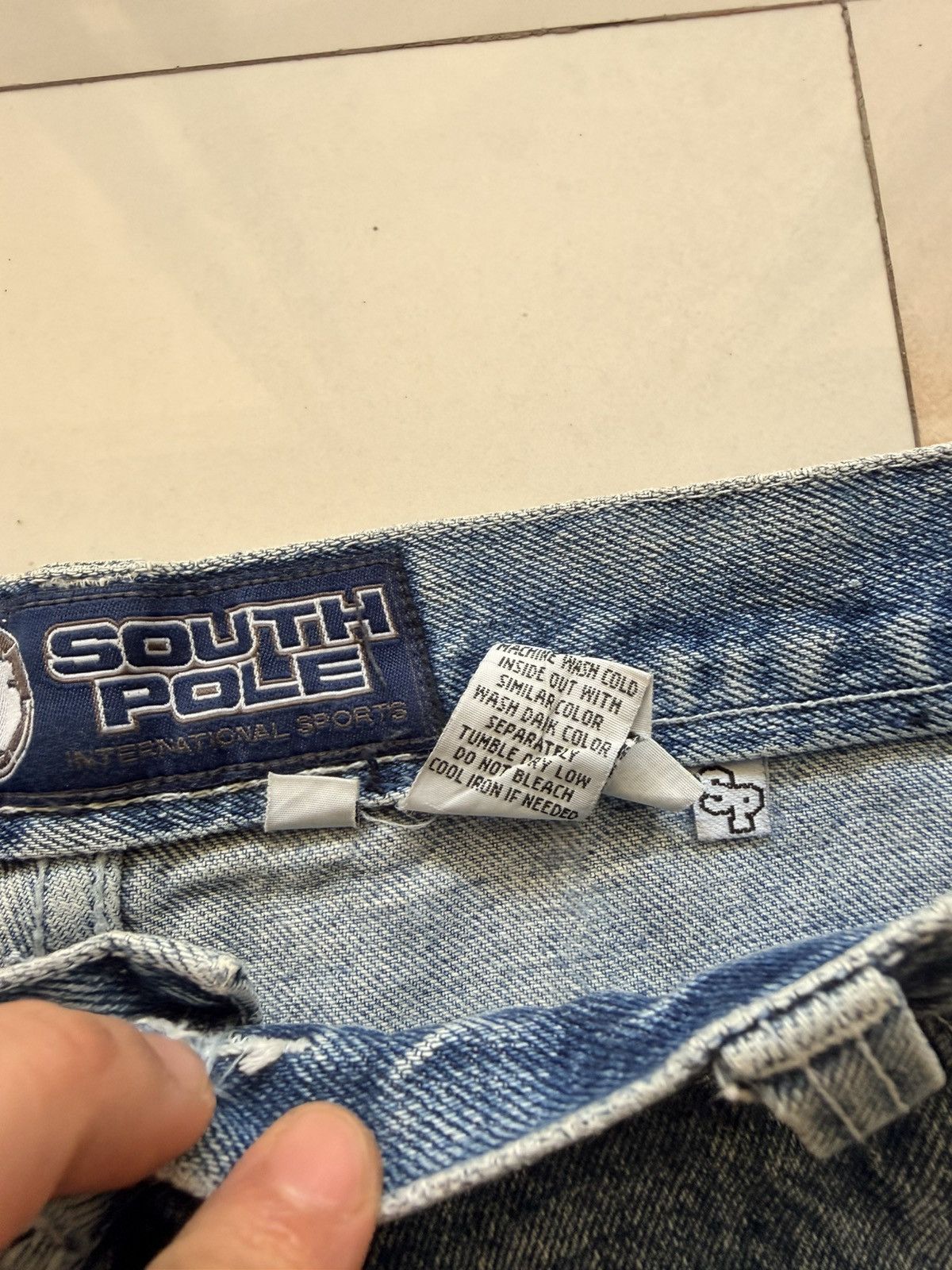 Southpole Vintage Southpole Embroidered Pocket Jeans Size US 33 - 9 Thumbnail