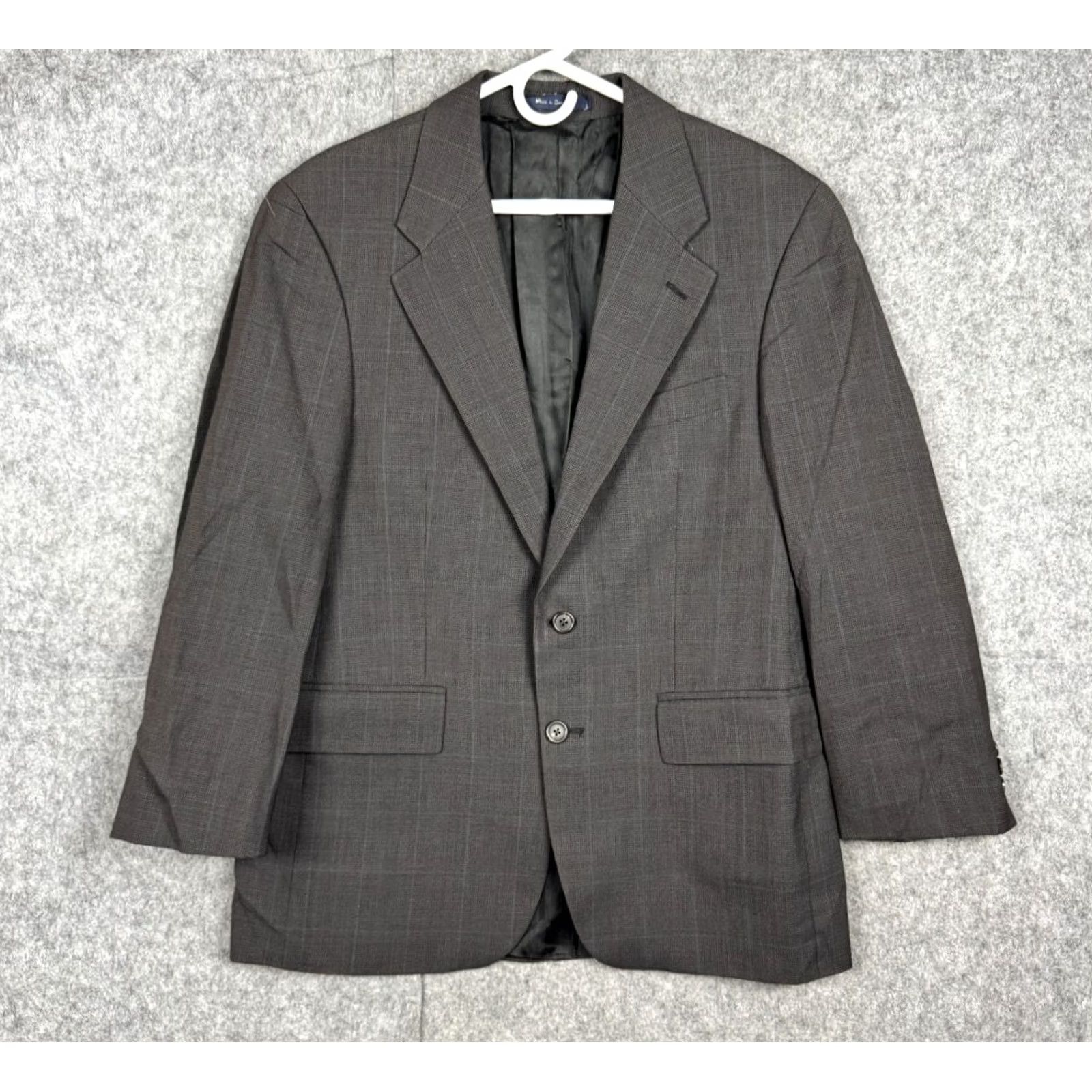 Ralph Lauren VINTAGE Ralph Lauren Polo University Club Suit 2 Button 42R 34x29 Wool Gray Plaid Men’s Wool Suit 2 Piece Regular Mens Size US XL / EU 56 / 4 - 2 Thumbnail
