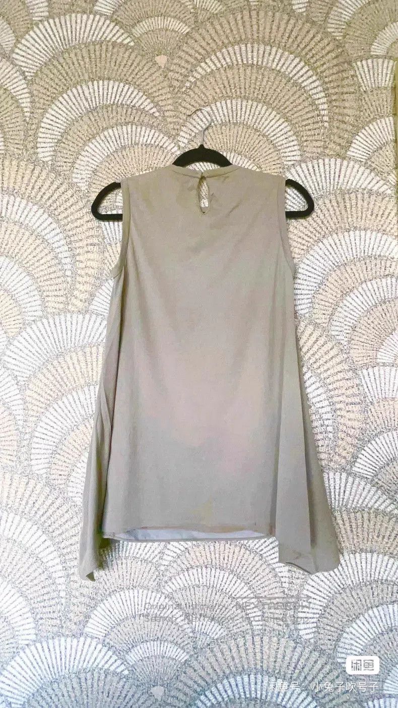 Brunello Cucinelli Brunello Cucinelli Two-Tone Beaded A-Line T-Shirt Size M / US 6-8 / IT 42-44 - 6 Thumbnail