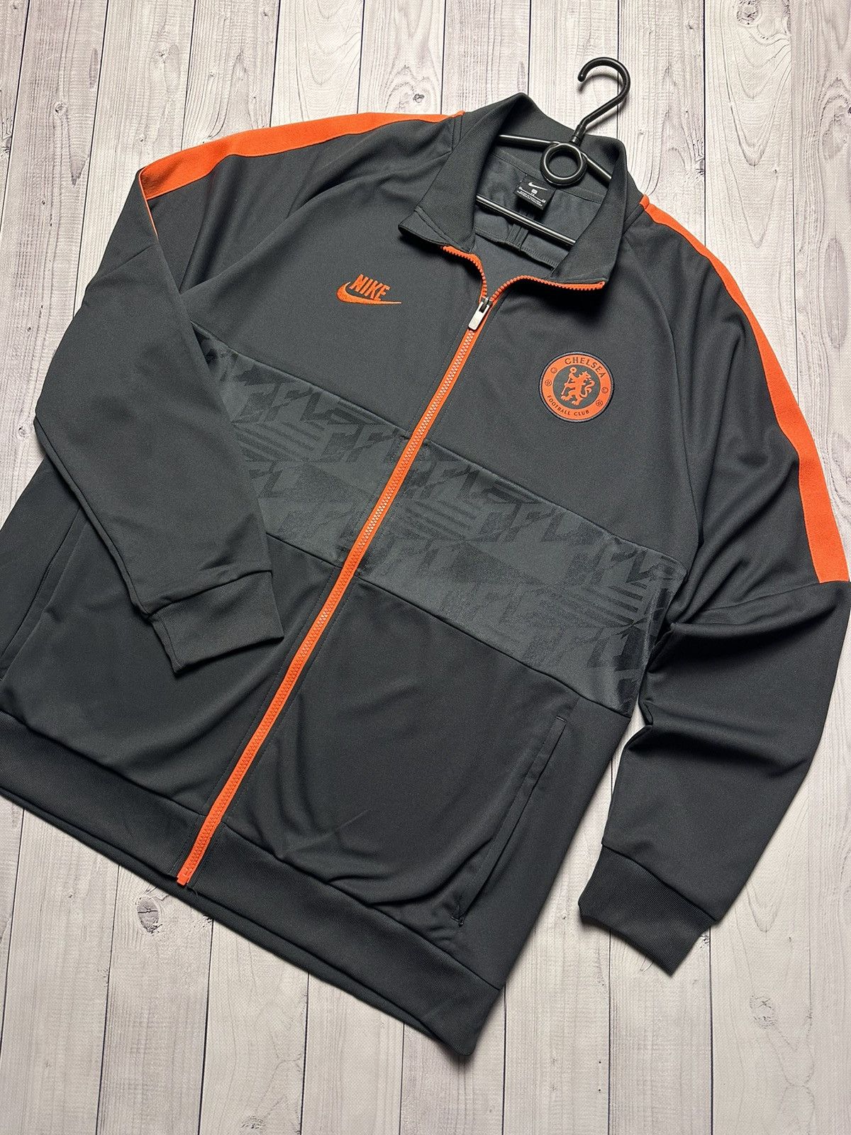 Nike × Vintage Vintage Nike Chelsea soccer jacket size XL logo Size US M / EU 48-50 / 2 - 4 Thumbnail