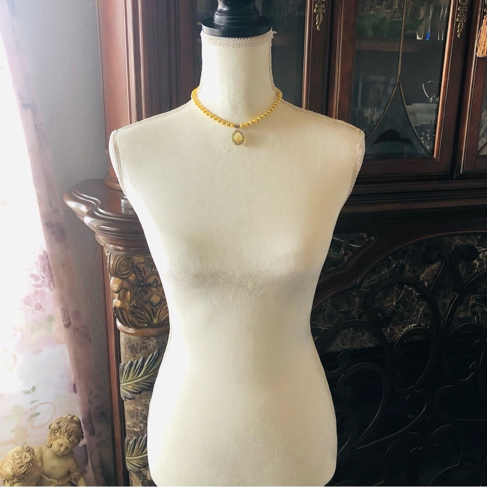 Handmade Handcrafted repurpose mellow yellow teardrop Pearl necklace Size ONE SIZE - 6 Thumbnail