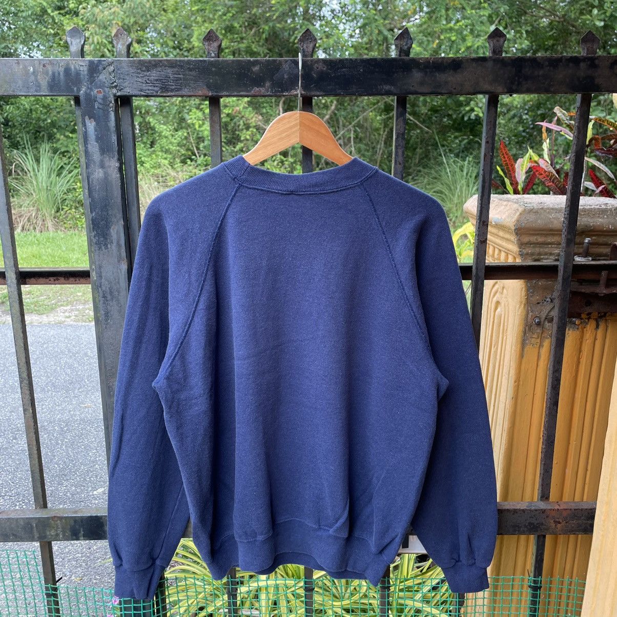 Hanes × Vintage 🔥Vintage 80s Hanes Pop Art Teddy Bear Gift Sweatshirts Size US M / EU 48-50 / 2 - 2 Thumbnail