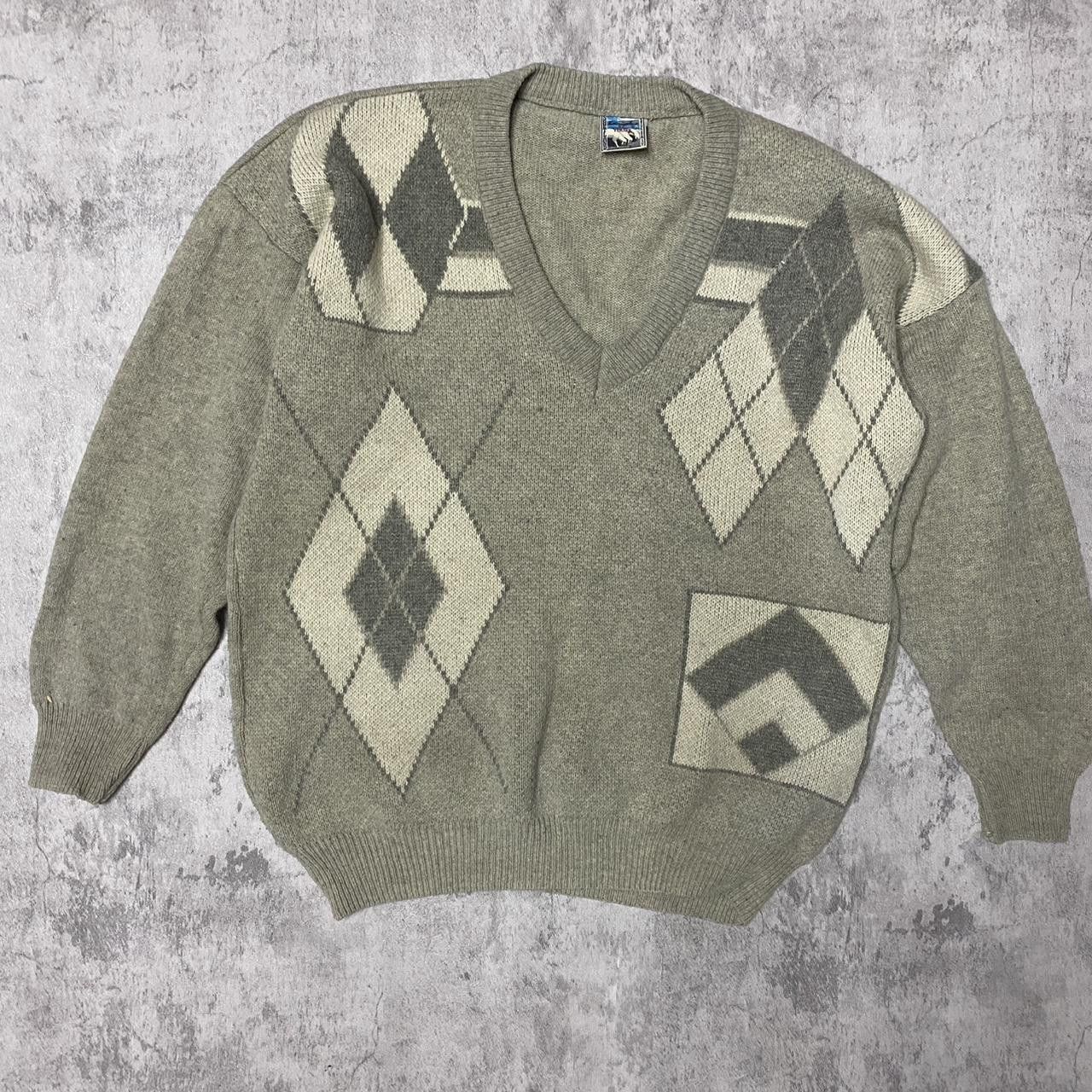 Other Grey and cream vintage 90s argyle sweater knitwear Size US XL / EU 56 / 4 - 1 Thumbnail