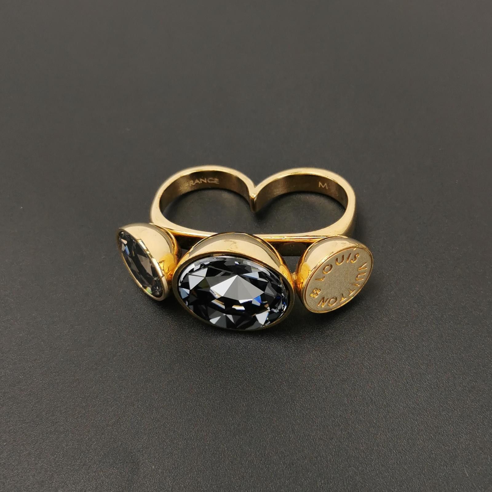 Louis Vuitton Louis Vuitton (LV) Crystal inlaid letter engraved ring size Size ONE SIZE - 7 Thumbnail