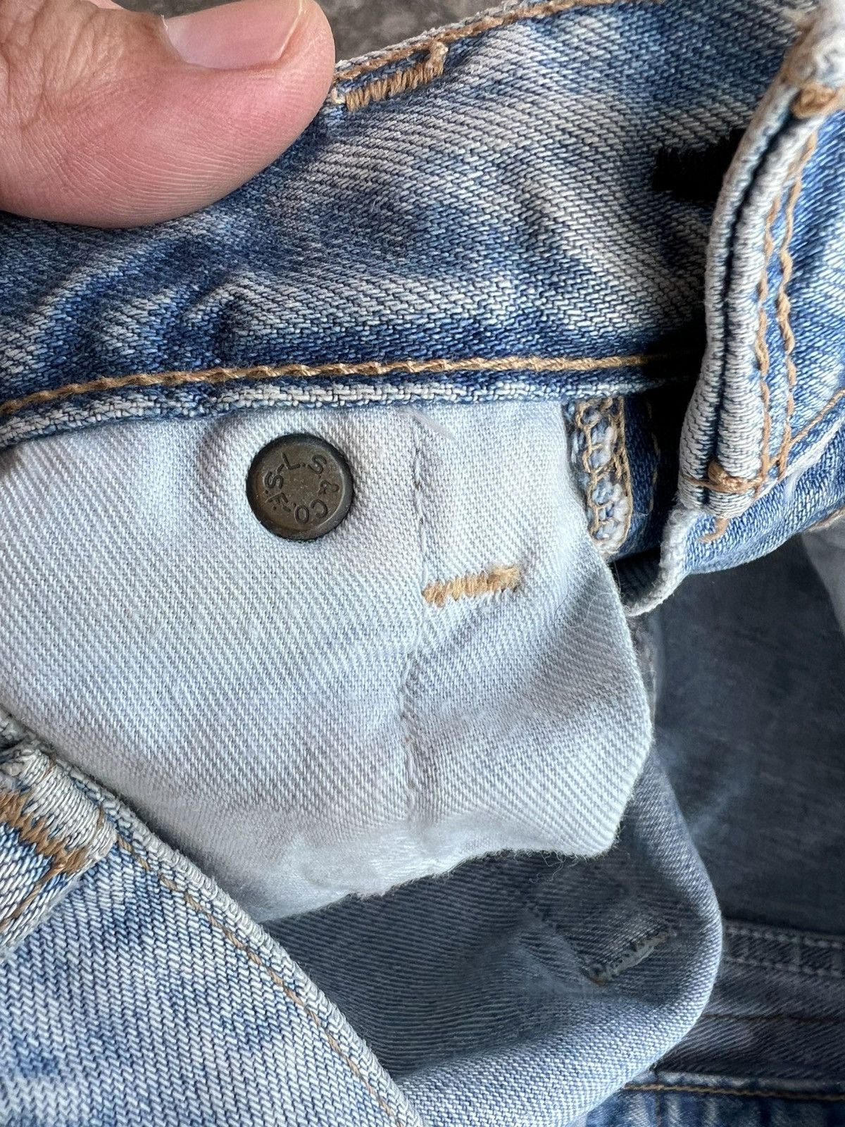 Japanese Brand × Levi's 🌈90’s Levis Painter Distress Jeans Size US 28 / EU 44 - 16 Thumbnail