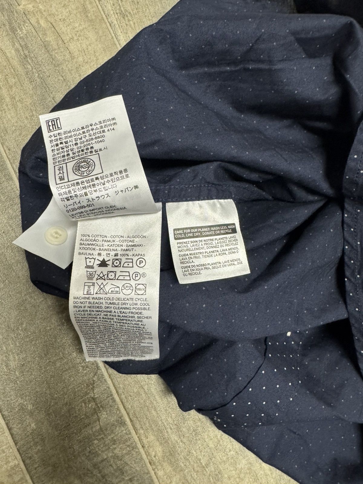 Levi's Levi's Shirt MenLarge Blue Pocket ButtonDownDots ShortSleeve Size US L / EU 52-54 / 3 - 5 Thumbnail