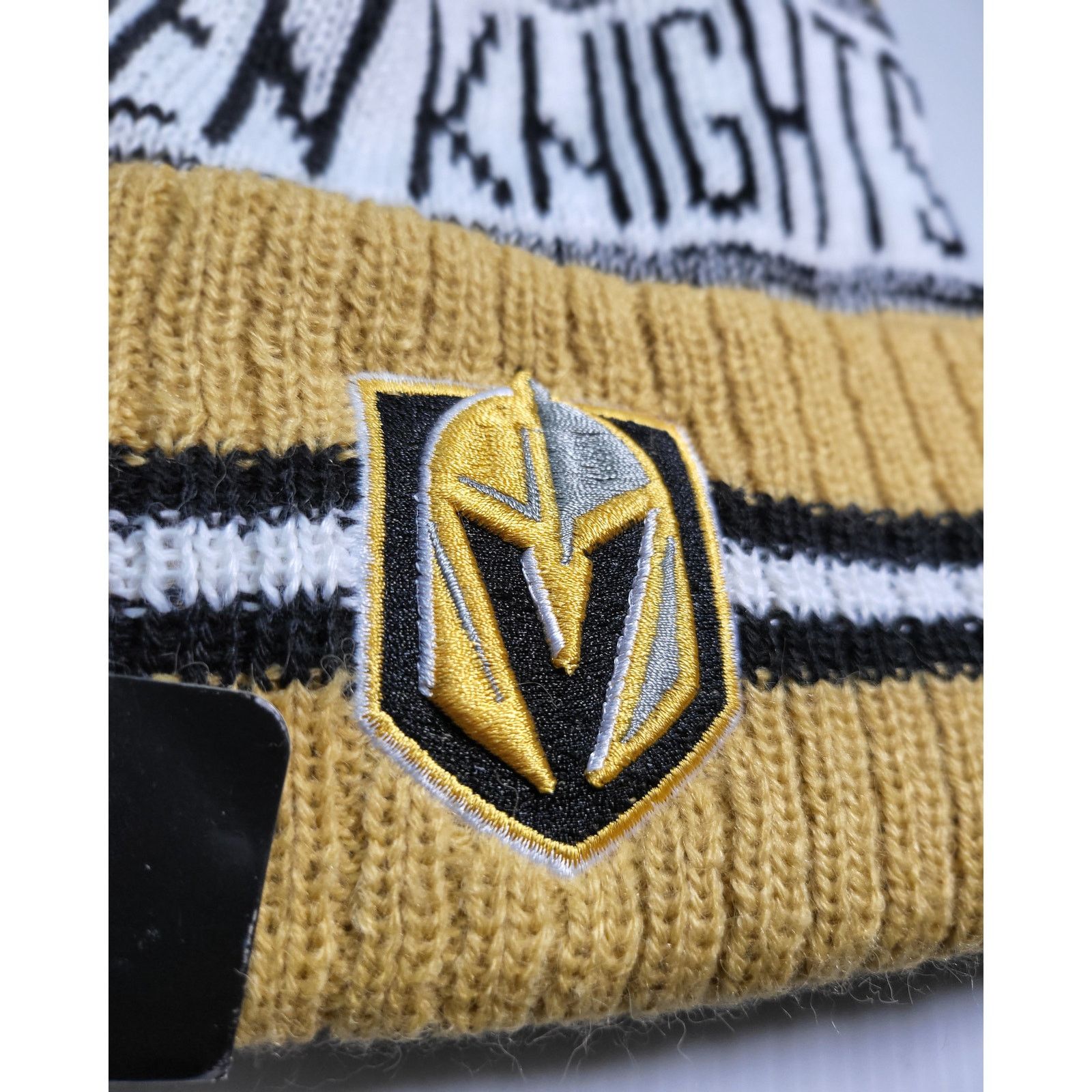 Other NWT Vegas Golden Knights Sports Knit Pom Beanie Fleece Lined Size ONE SIZE - 2 Thumbnail