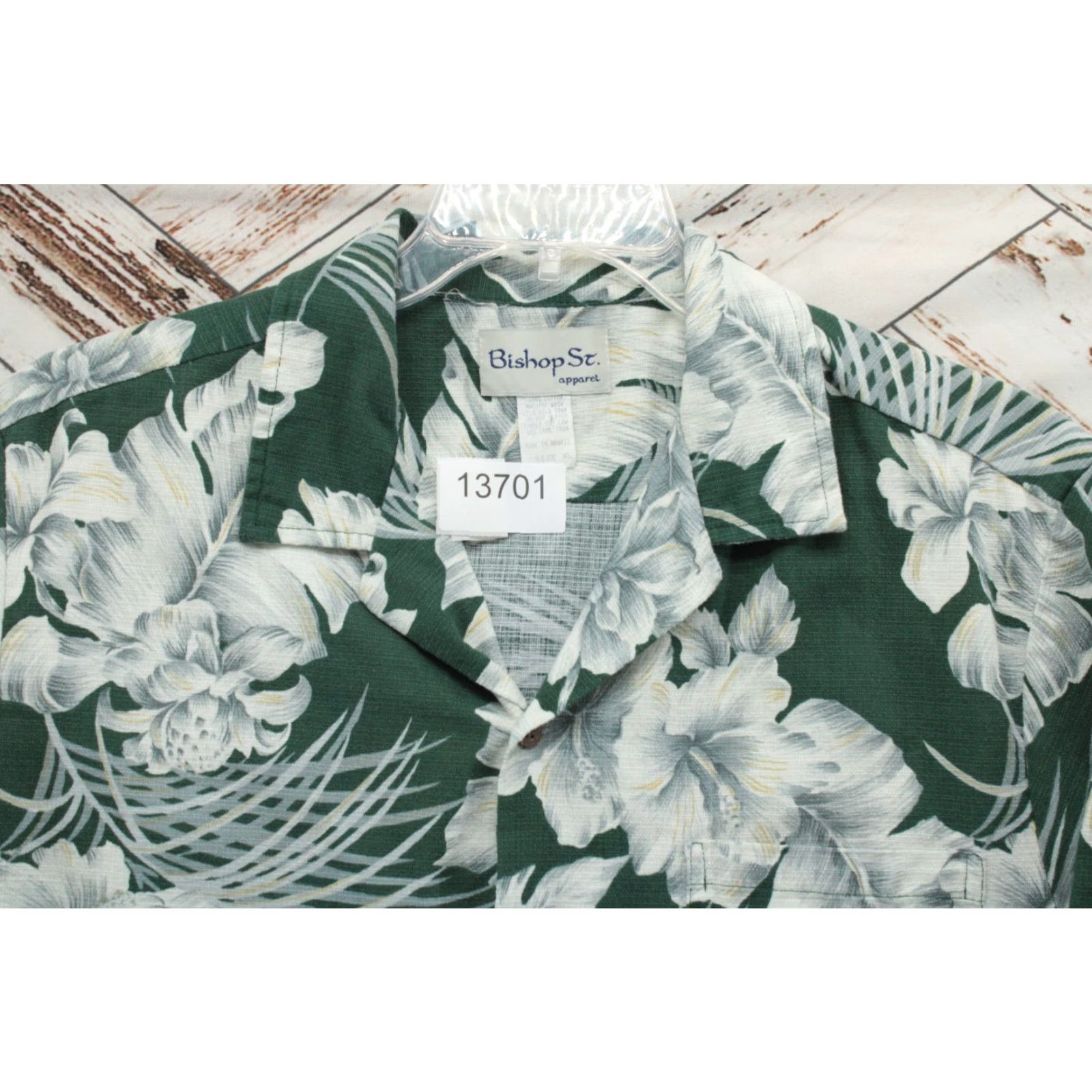Vintage VINTAGE Bishop St. Hawaiian Shirt XL Green Floral Camp Collar Luau Vacation Mens Size US XL / EU 56 / 4 - 5 Thumbnail