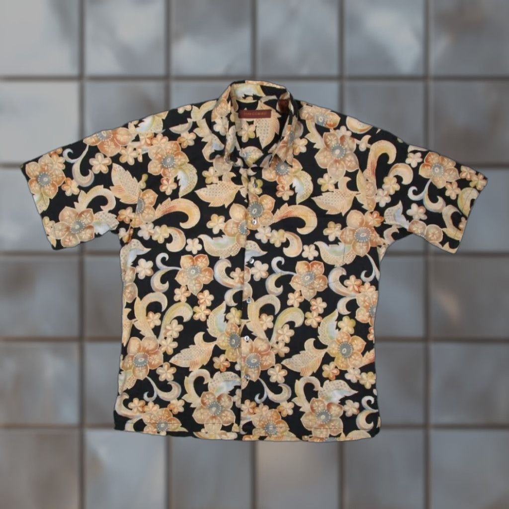 Tori Richard Tori Richard Men's Medium Black Floral Short Sleeve Button Up Hawaiian Cotton Lawn Shirt Size US M / EU 48-50 / 2 - 1 Thumbnail