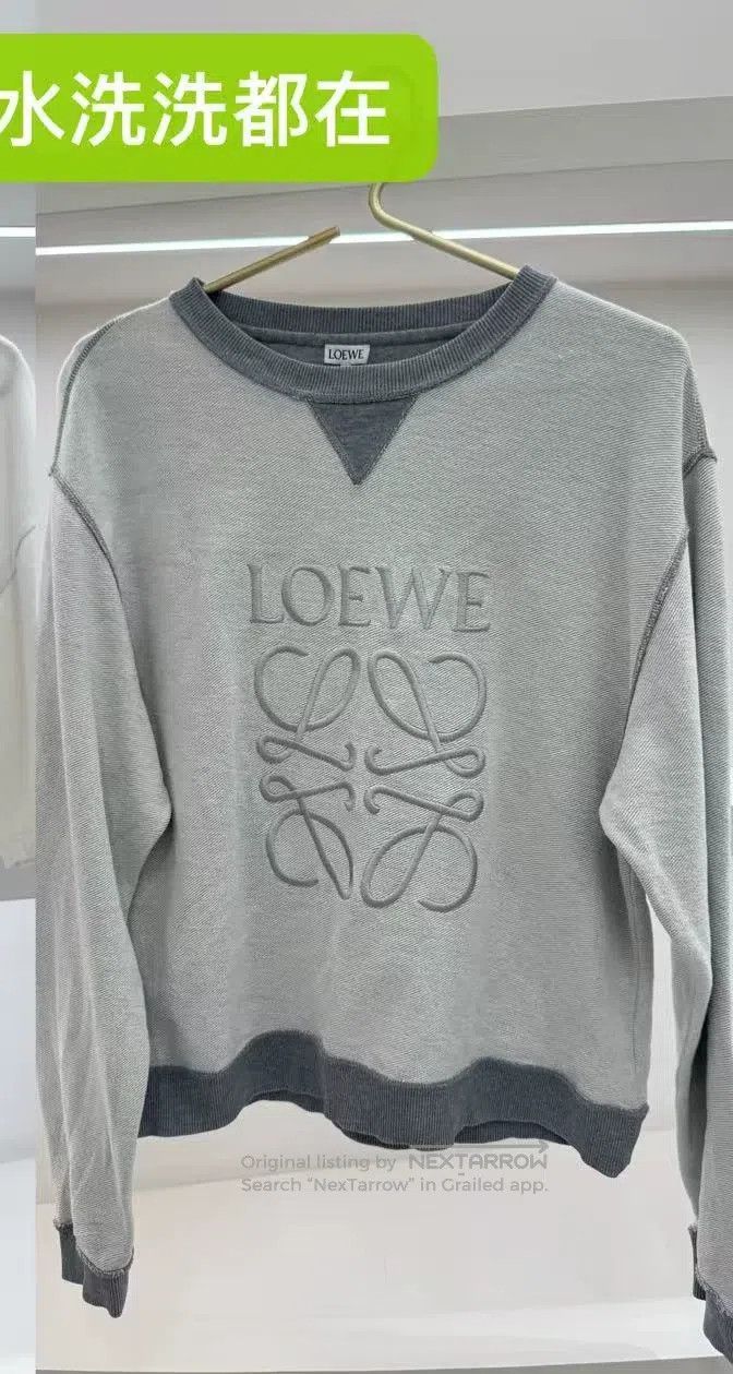 Loewe Loewe Classic Reversible Letter Logo Hoodie for Women Size L / US 10 / IT 46 - 1 Thumbnail