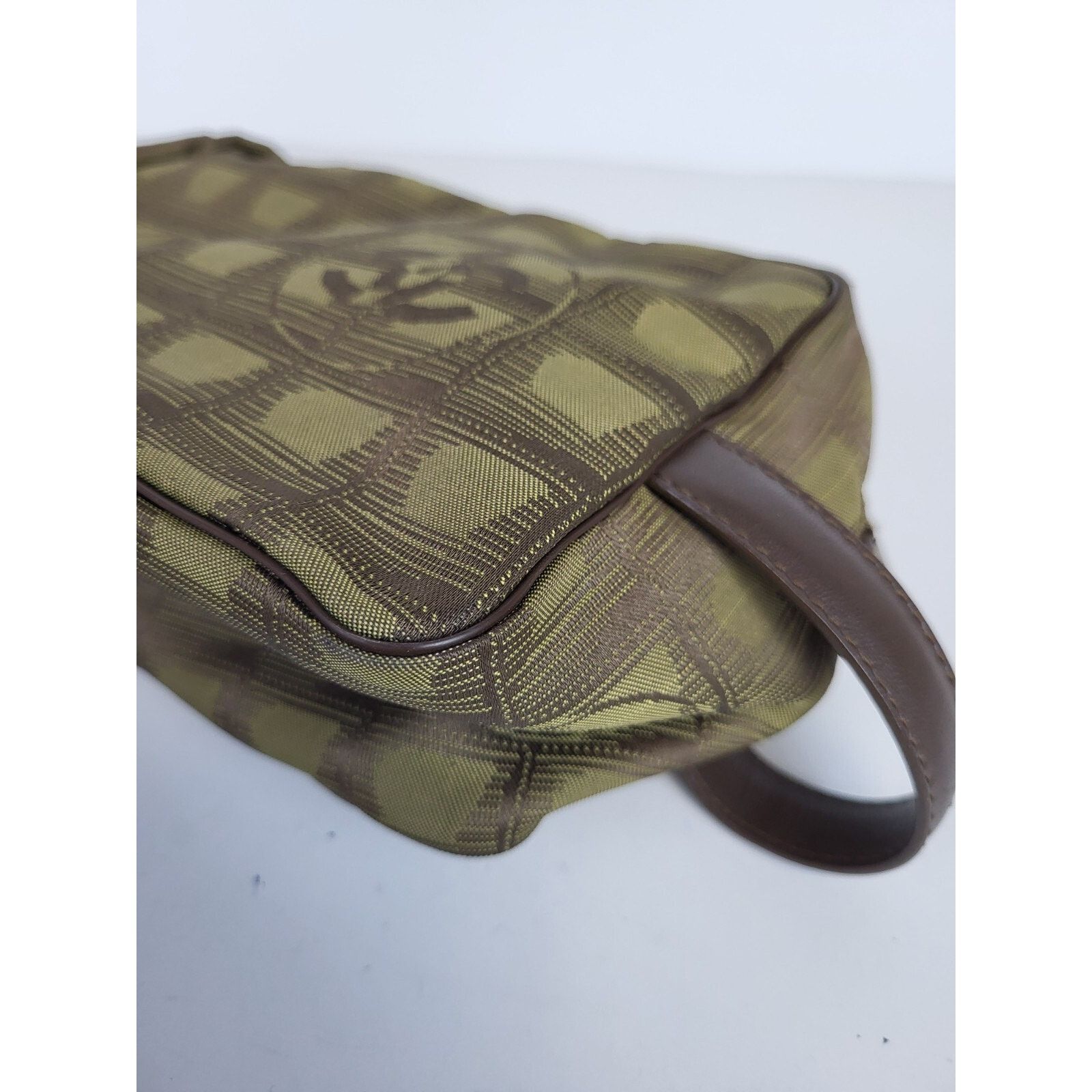Chanel Chanel Vintage Cosmetic Travel Bag Green Size ONE SIZE - 7 Thumbnail