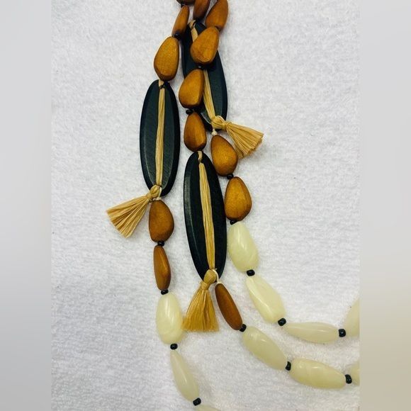 Chicos NWT Chico’s Wood Bead Multistrand Necklace multi color Size ONE SIZE - 6 Thumbnail