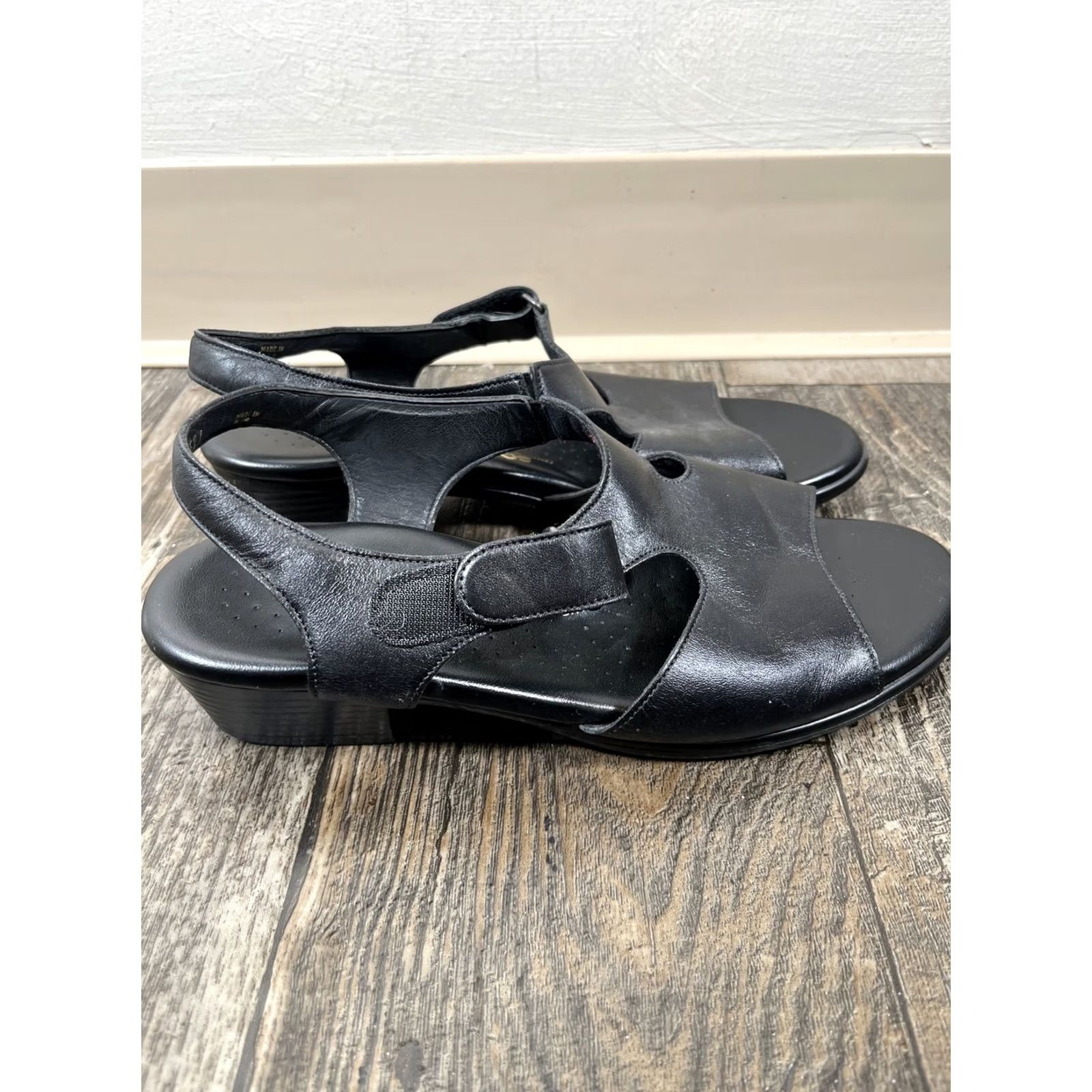SAS SAS Caress Sandals Women M Black Cross Strap Slingback Made in USA W Size US 9 / IT 39 - 2 Thumbnail