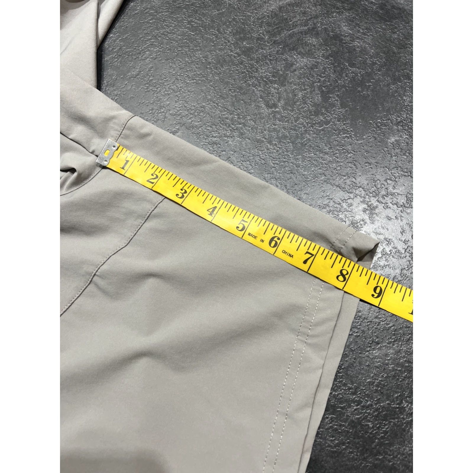 Vintage Hugut Men's Hiking Cargo Shorts Quick Dry Lightweight Gray 3XL Regular Inseam 10" Cargo Pockets Outdoor Travel Mens Size US 39 - 6 Thumbnail