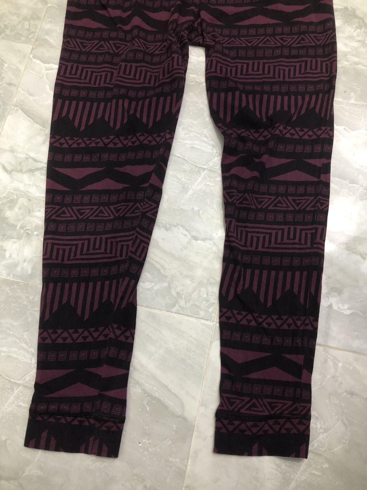 Divided Divided by H&M Tribal Knit Joggers Maroon Black Y2K Size US 33 - 3 Thumbnail