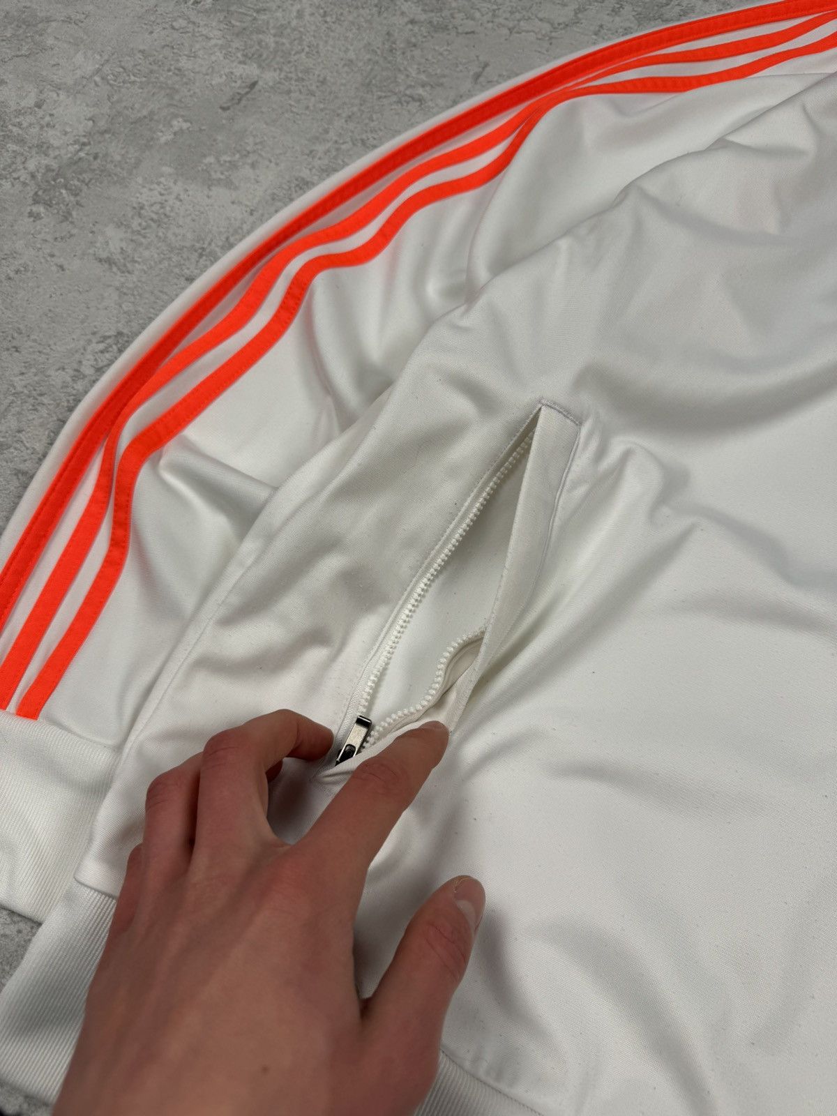 Adidas Adidas Bayern Munich Track Jacket White Red 3 Stripe SizeXXL Size US XXL / EU 58 / 5 - 5 Thumbnail