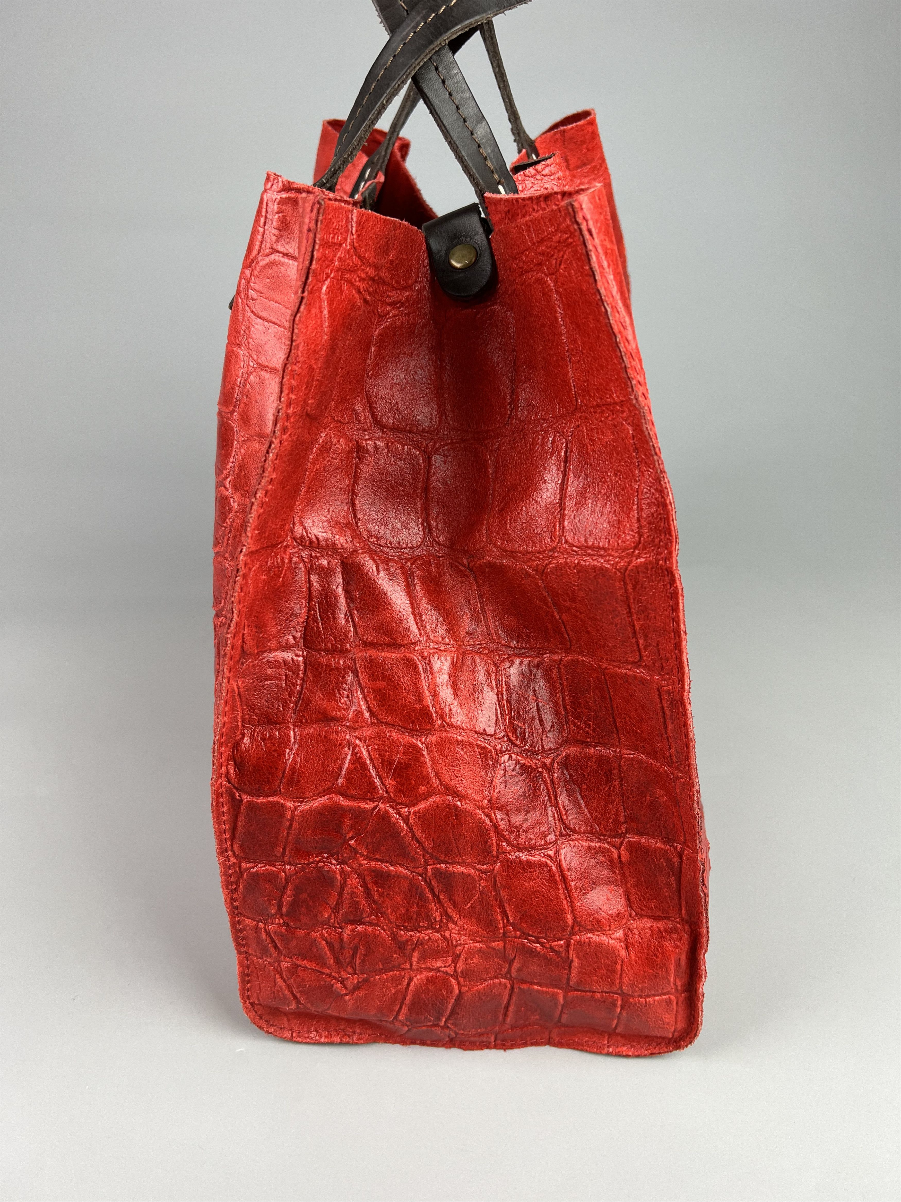 Handmade × Leather Embossed Croco Print Red Leather Tote Bag Hand Made Size ONE SIZE - 3 Thumbnail