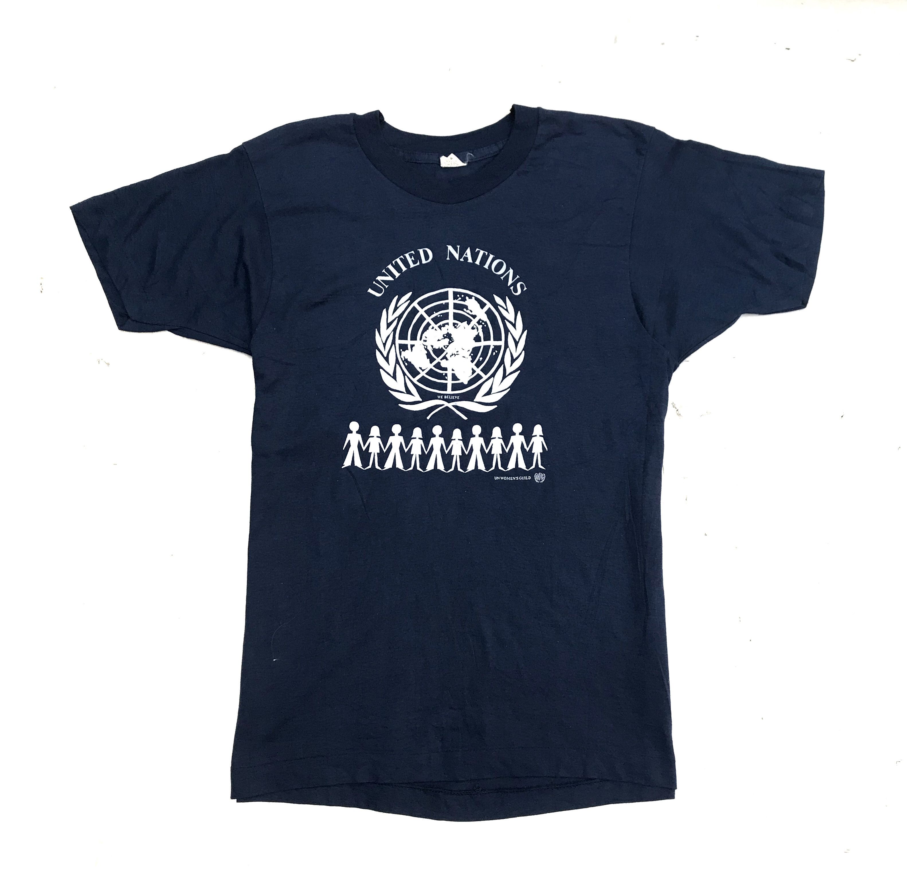 Vintage Vintage 90s Tshirt United Nations 50:50 Material Single stit Size US M / EU 48-50 / 2 - 1 Thumbnail