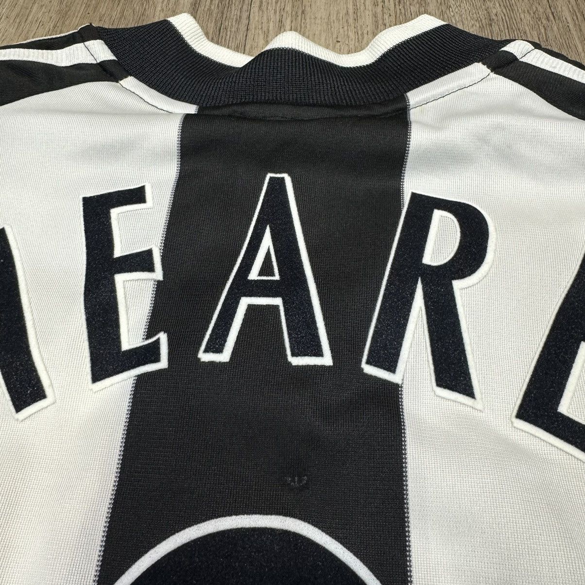 Adidas Newcastle 01/03 home shirt #9 Shearer Size US S / EU 44-46 / 1 - 6 Thumbnail