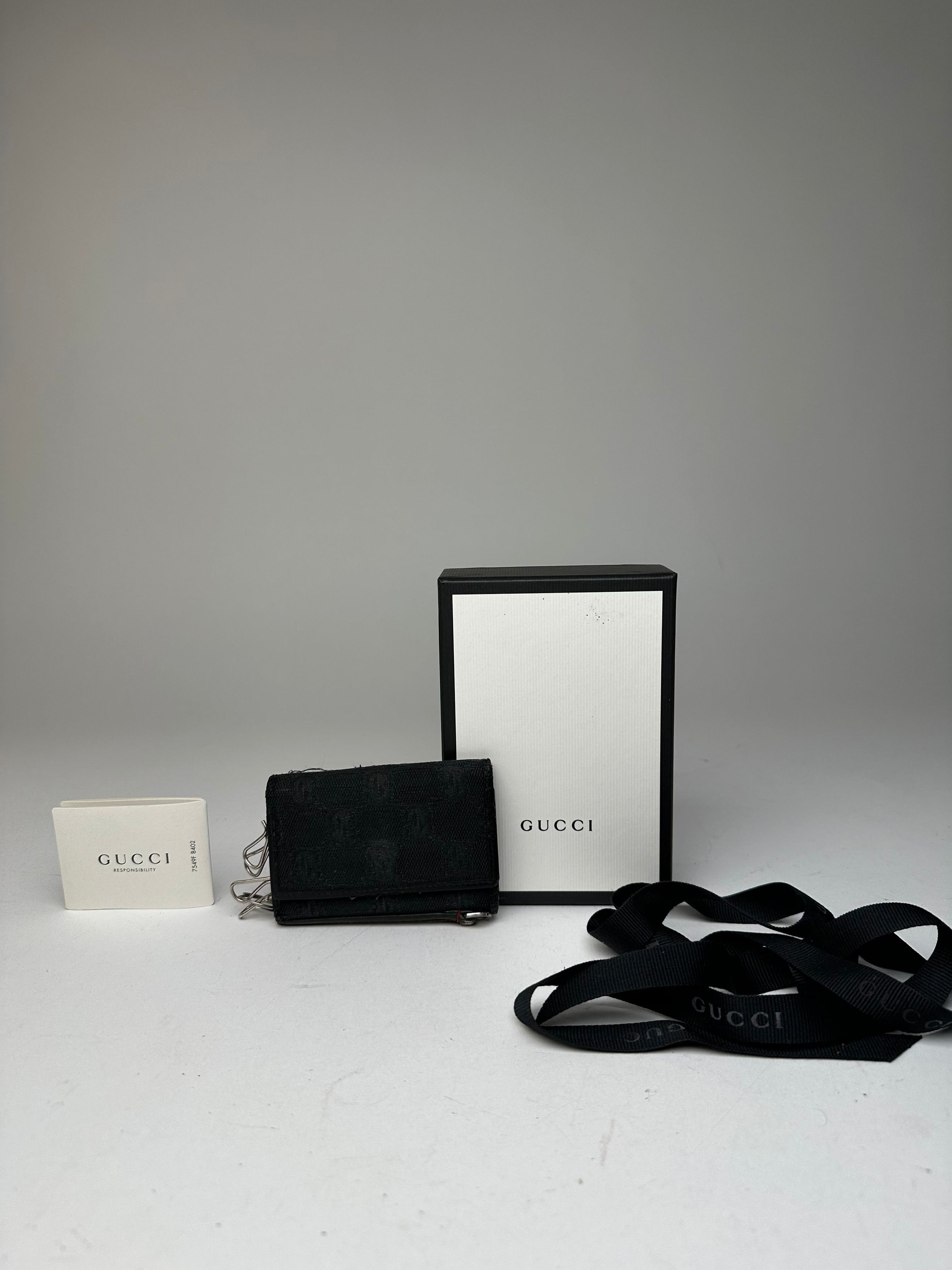 Gucci Vintage Monogram Canvas Leather Key Holder Black Size ONE SIZE - 1 Thumbnail