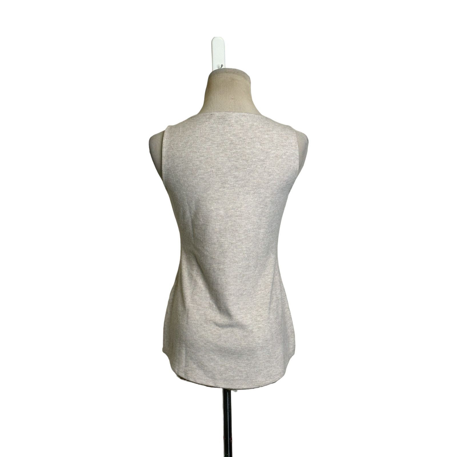 White House Black Market White House Black Market oatmeal tank top size XSP Size XS / US 0-2 / IT 36-38 - 2 Thumbnail