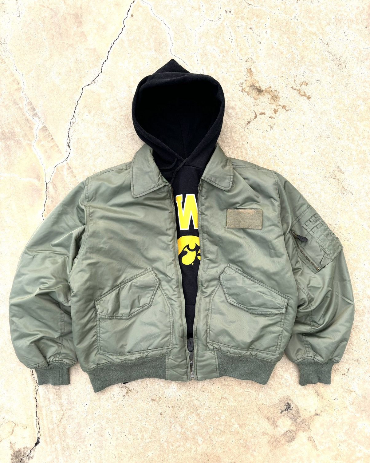 Alpha Industries FADED Alpha Ma-1 Flight Bomber Jacket (Kanye Style) Size US L / EU 52-54 / 3 - 2 Thumbnail