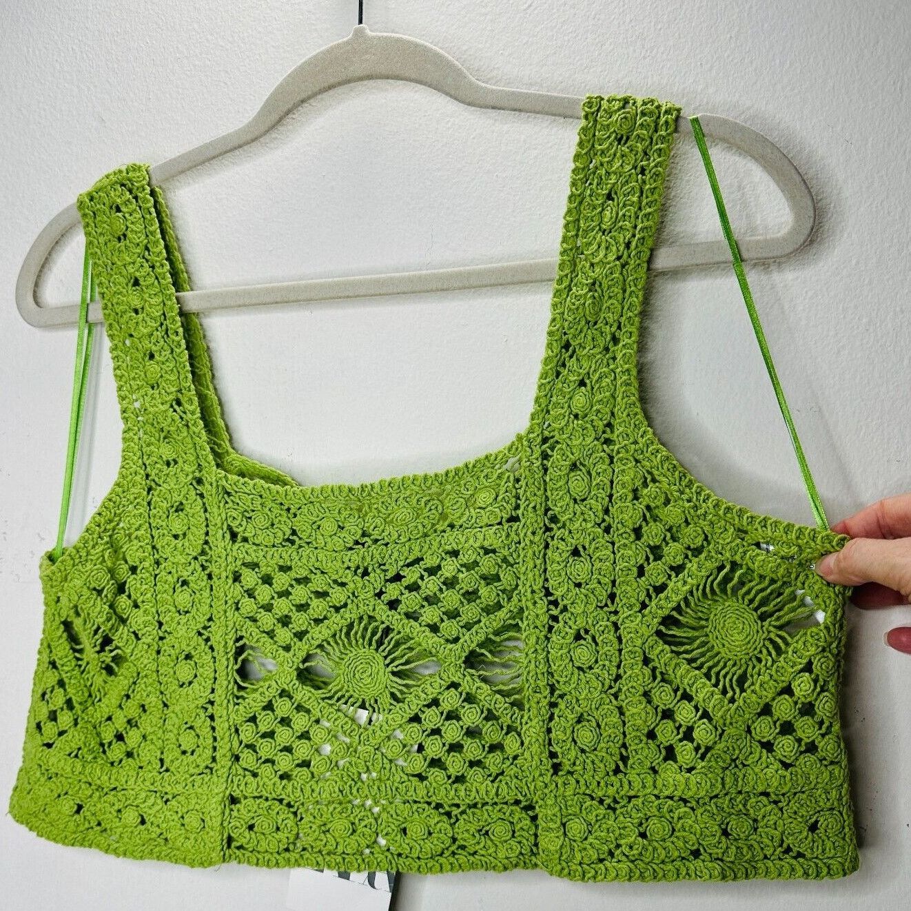 Zara NWT Zara Lime Green Square Neck Crochet Crop Tank Top Small Size S / US 4 / IT 40 - 4 Thumbnail