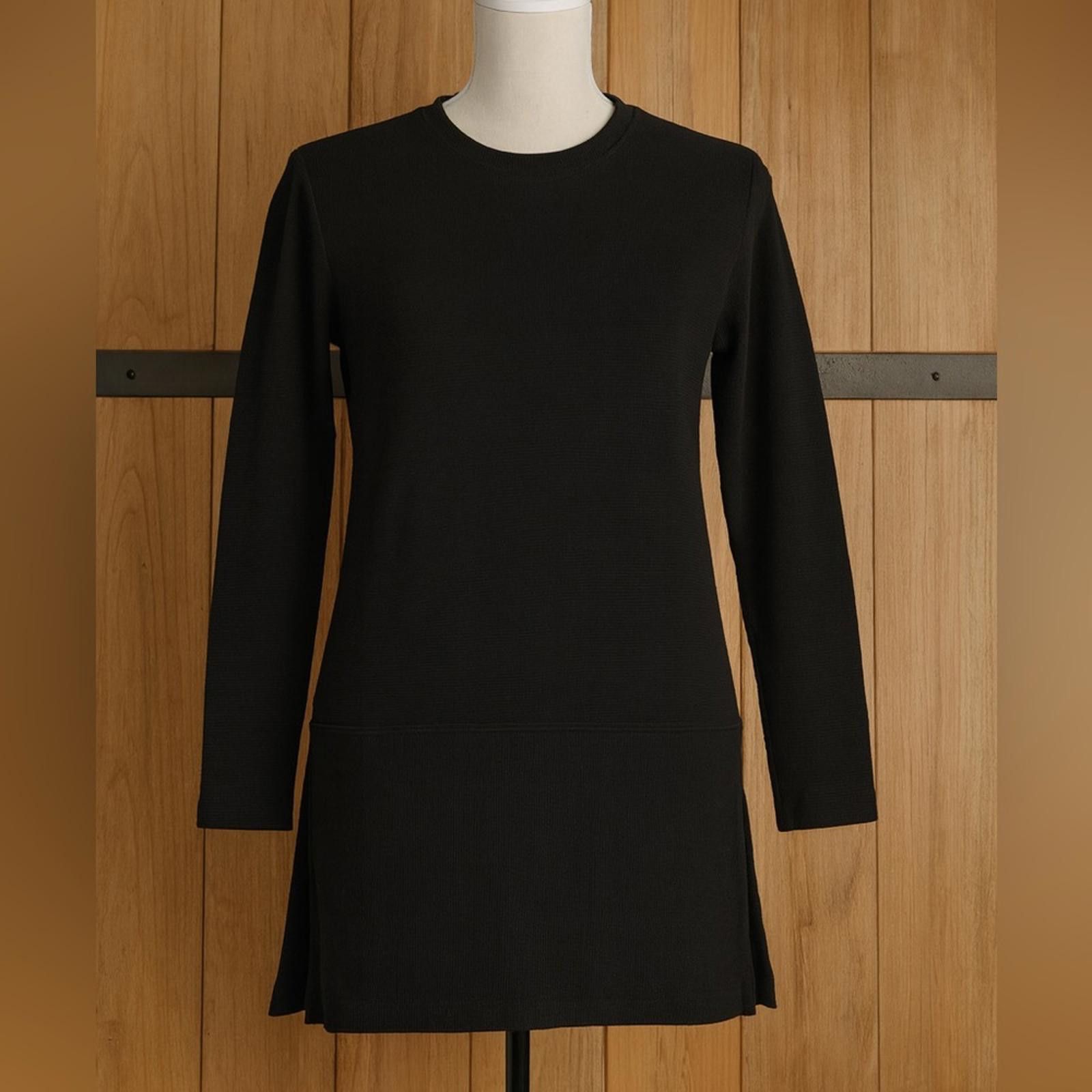Lands' End Lands End M EUC Black Ribbed Longline Tunic Pullover Stretch Size M / US 6-8 / IT 42-44 - 1 Thumbnail
