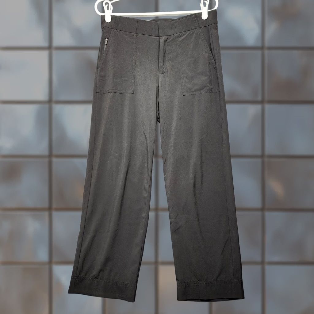 Athleta Athleta Pants Womens 6 Black Cropped Straight Stretch Pockets Activewear Size 24" / US 00 / IT 34 - 1 Thumbnail