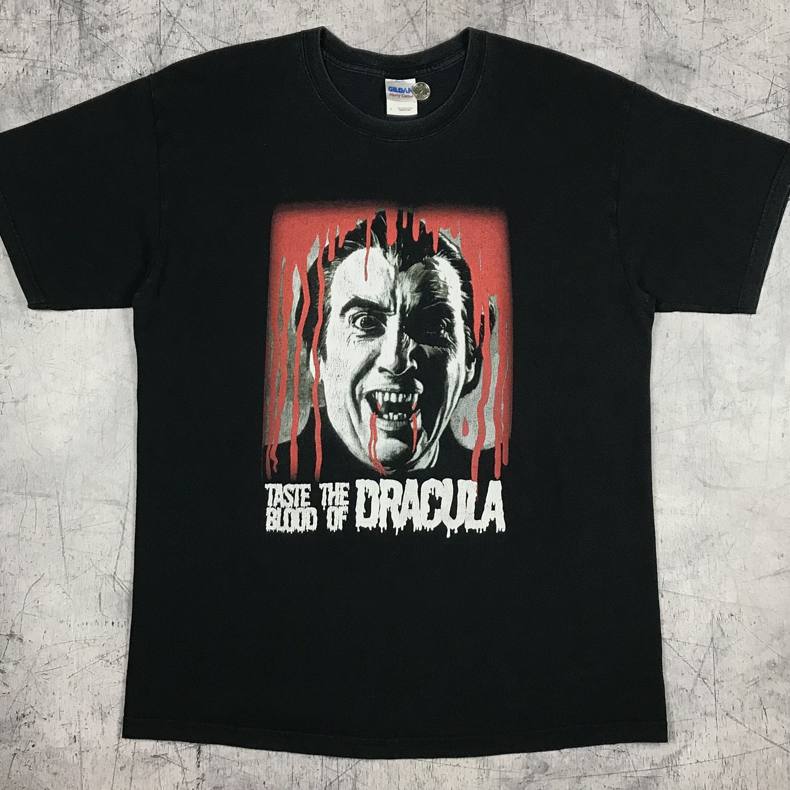 Expert Horror 2005 Taste The Blood of Dracula Hammer Vampire Tee Size US L / EU 52-54 / 3 - 1 Thumbnail